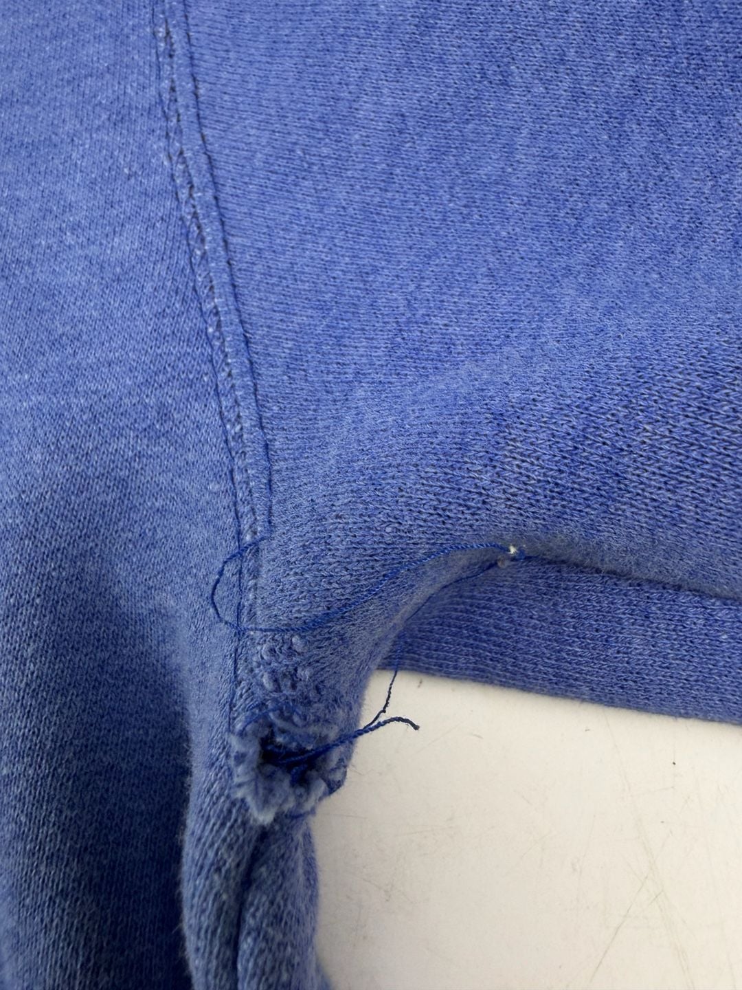 Instinct Vintage Graphic Sweatshirt Blue Size M (OF) *holes 8