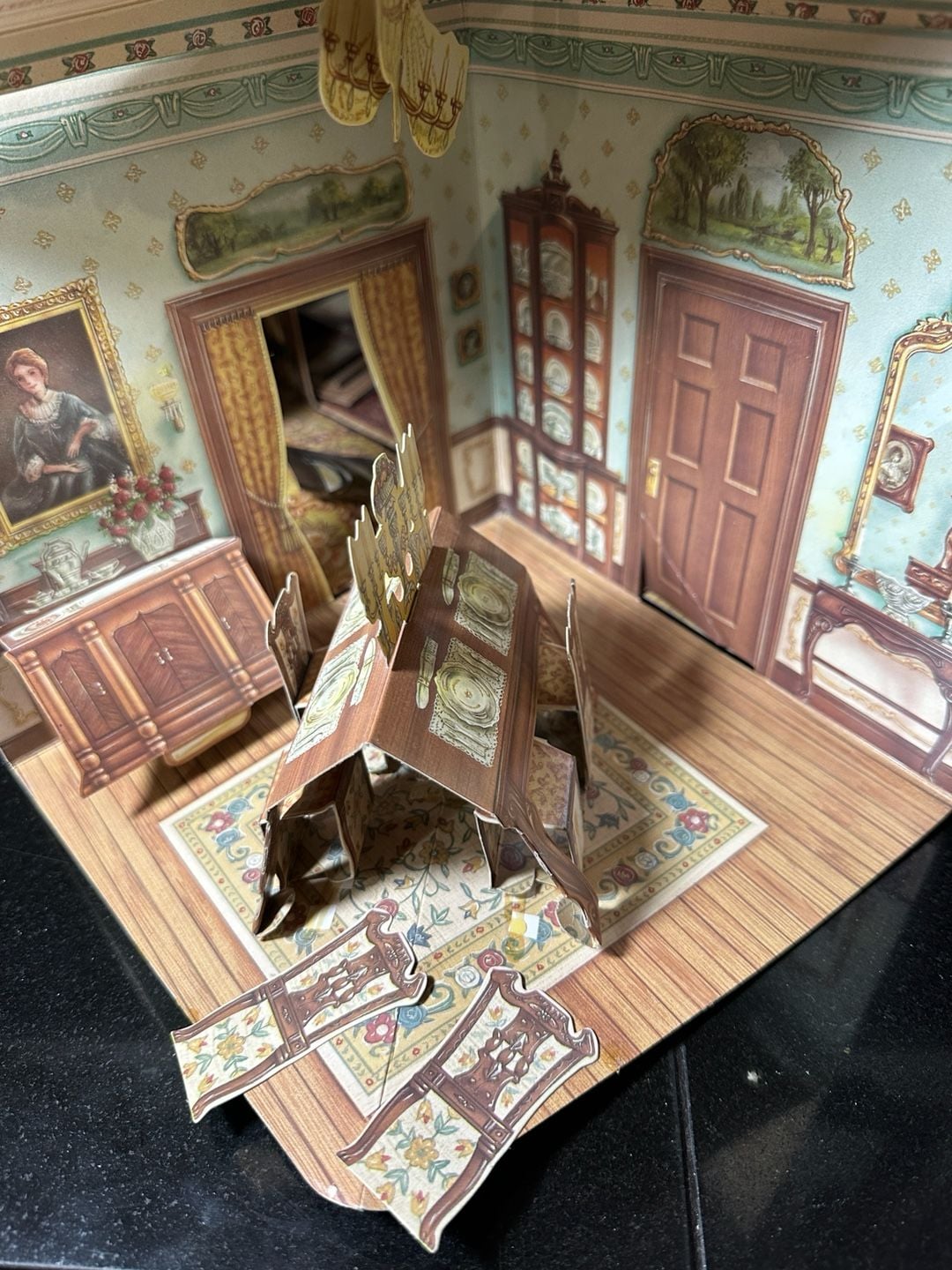 A Three-Dimensional Victorian Doll House 1998 Pop-Up Book 7