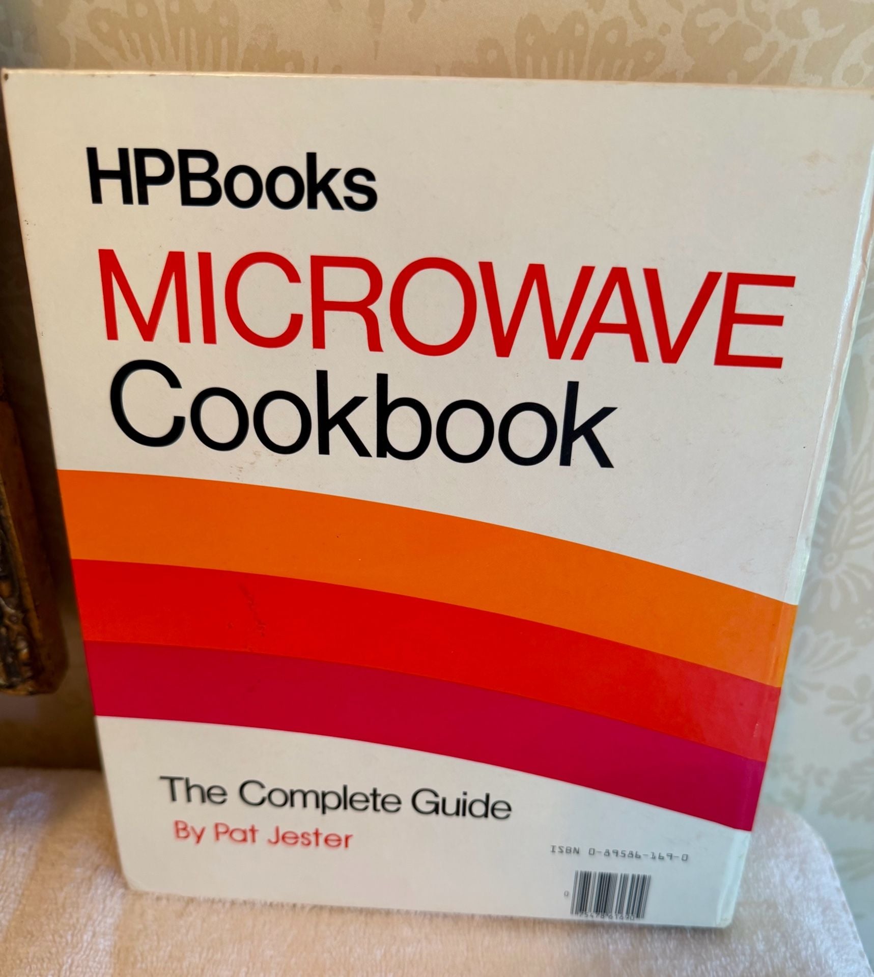 Vintage 1982 HPBooks Microwave Cookbook Complete Guide Pat Jester Ring Binder 3