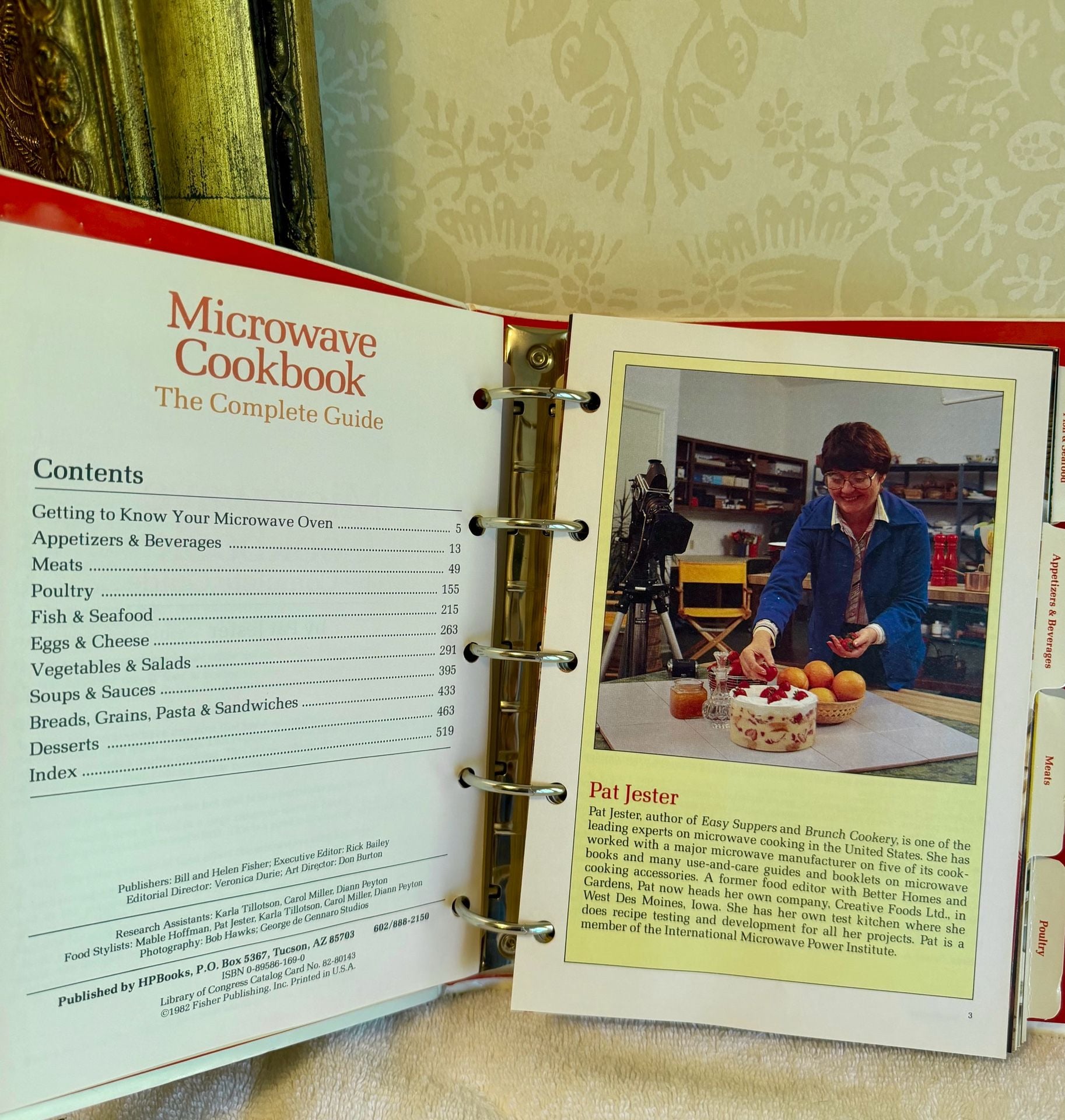 Vintage 1982 HPBooks Microwave Cookbook Complete Guide Pat Jester Ring Binder 5
