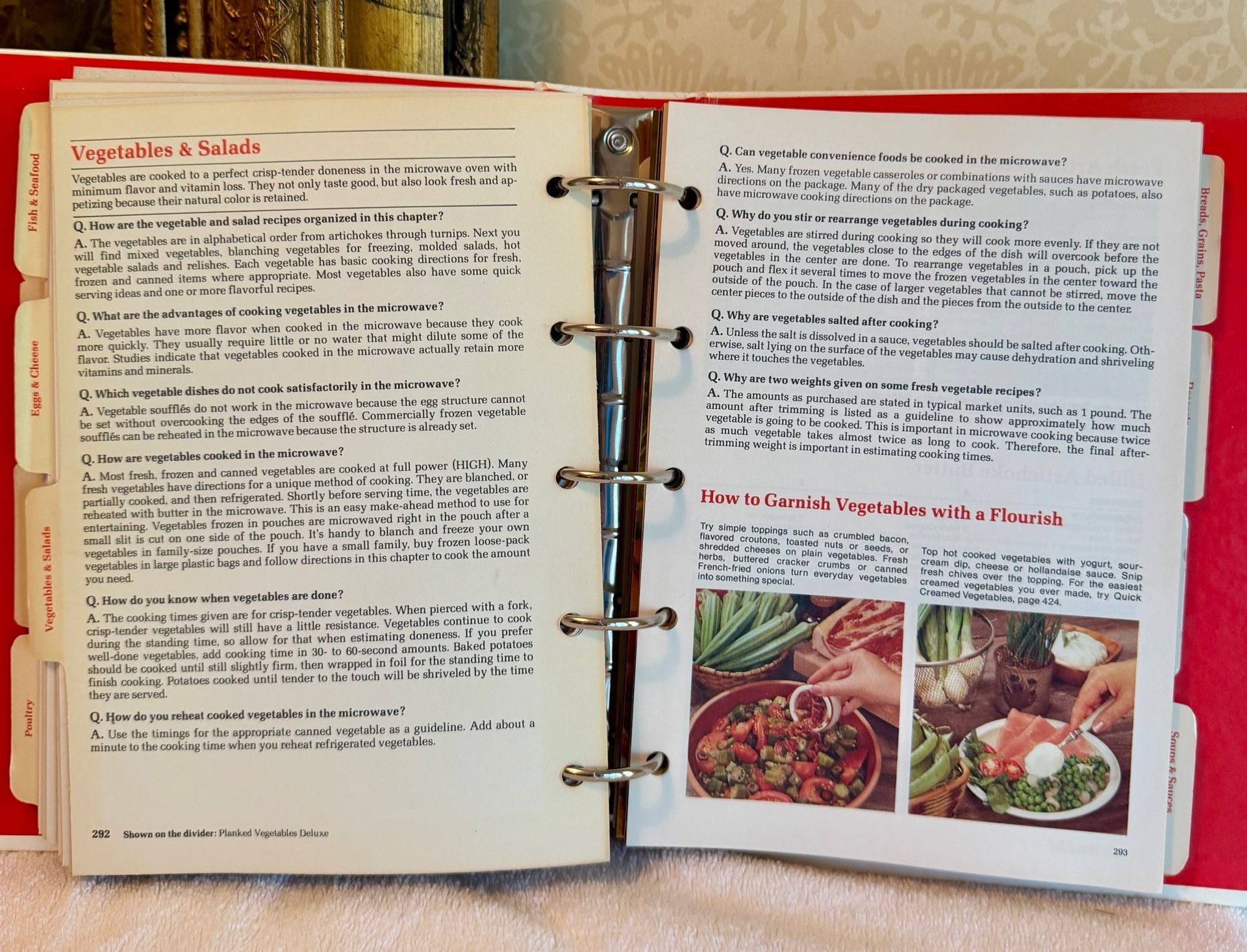 Vintage 1982 HPBooks Microwave Cookbook Complete Guide Pat Jester Ring Binder 9