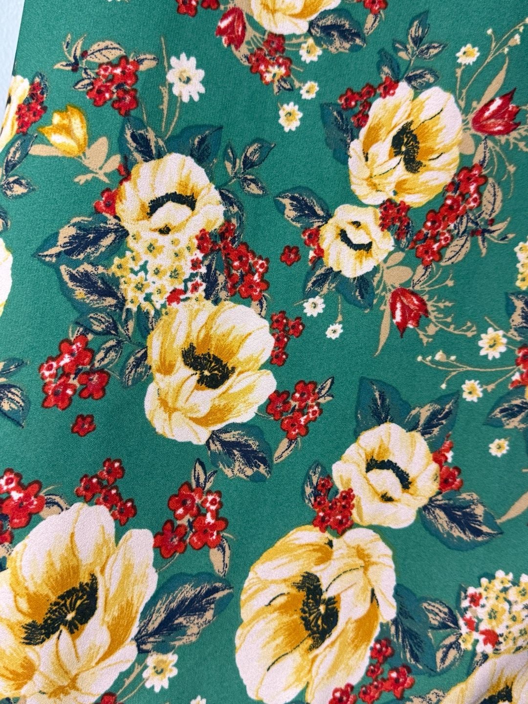 Crescent & Willoughby Blouse Size L Green Floral Criss Cross Neck 3