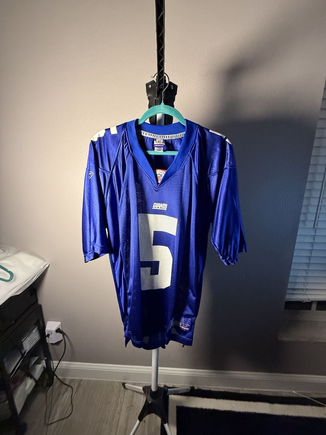 Reebok NFL New York Giants Jersey Size M Blue White #5 Kerry Collins 7
