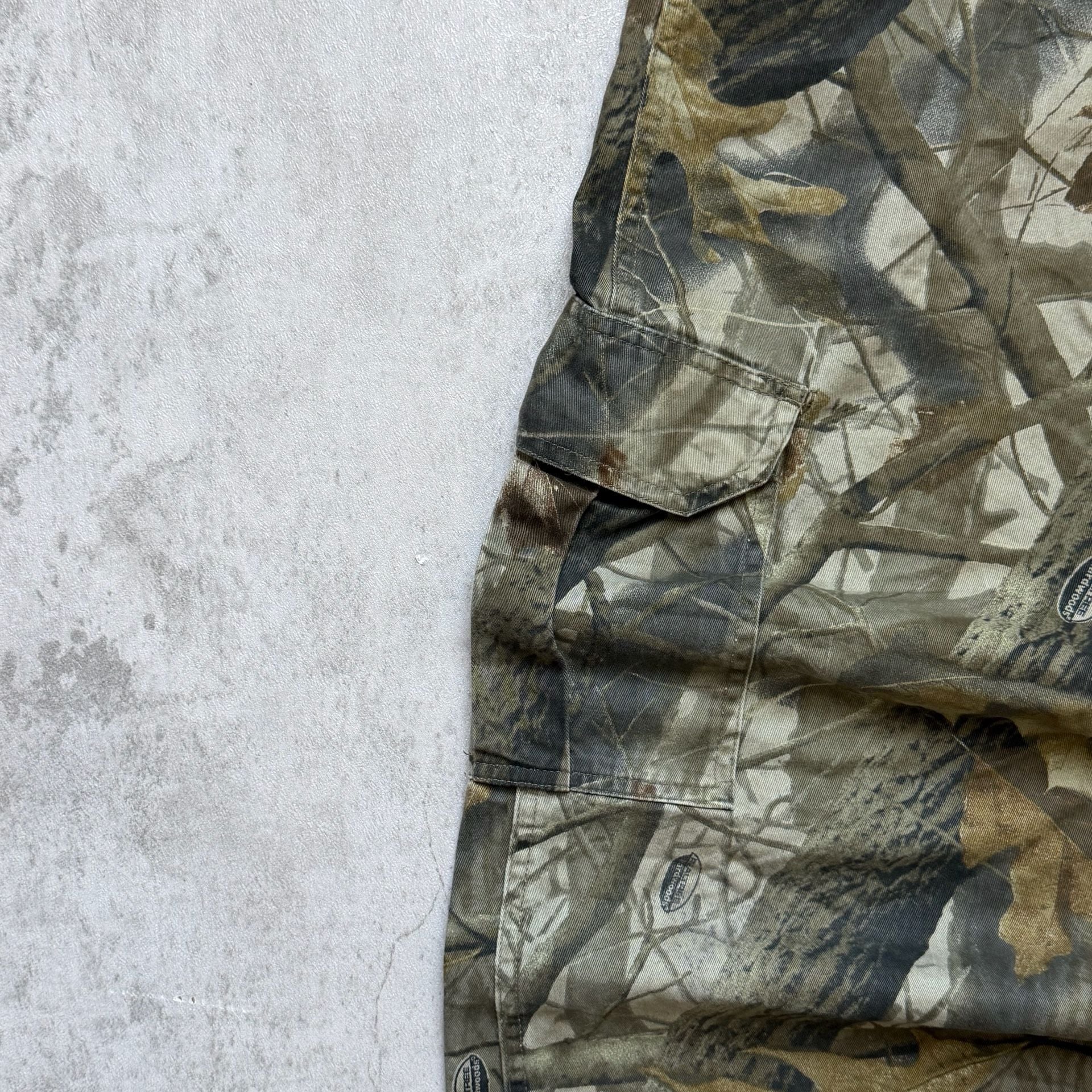 Outfitter Ridge Real Tree Camo Cargo Pants 36x31 8