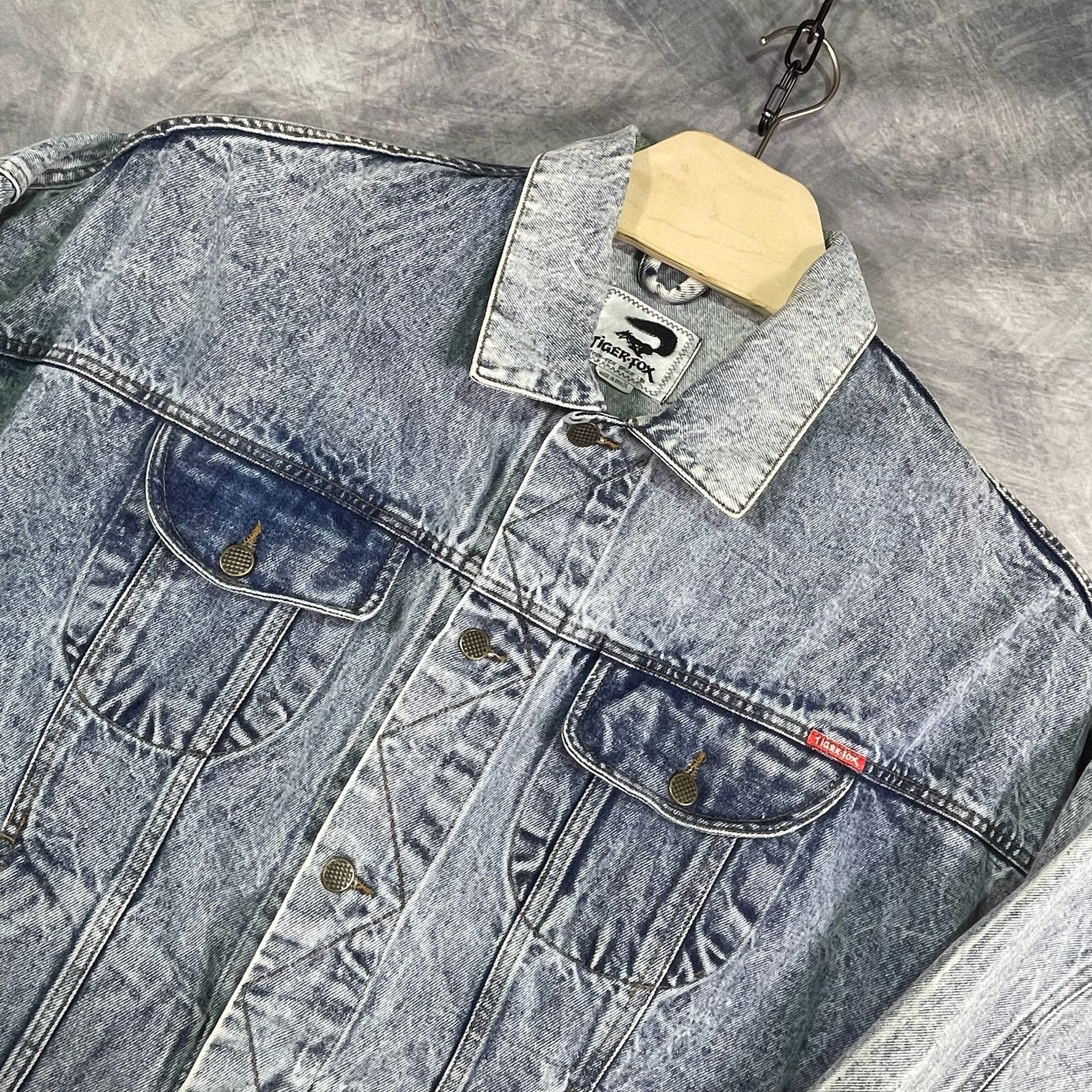 Tiger-Fox Vintage Denim Jacket Size M Acid Wash 100% Cotton 11