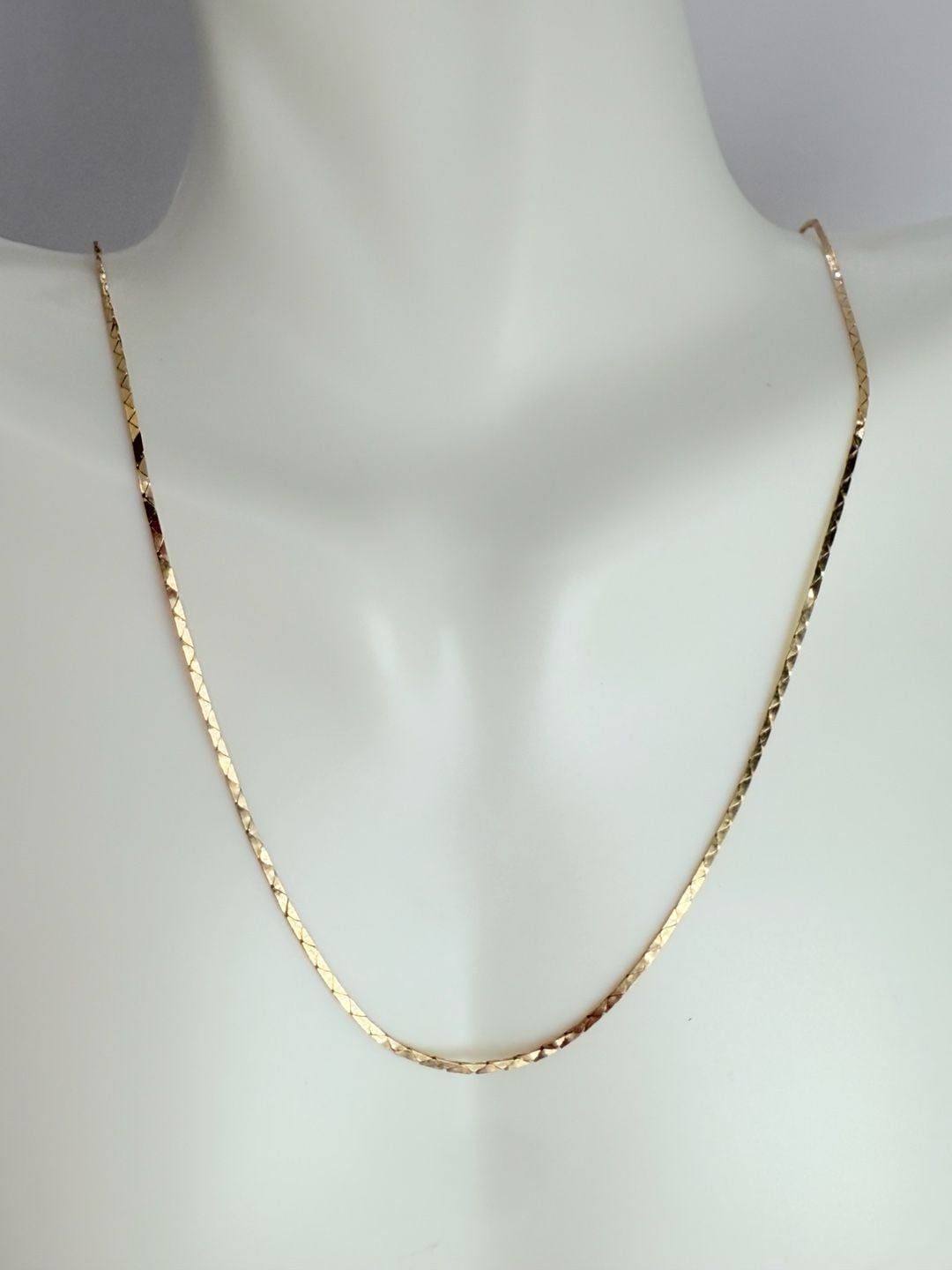 Solid 14k Yellow Gold Vintage Cobra Necklace 16" 6