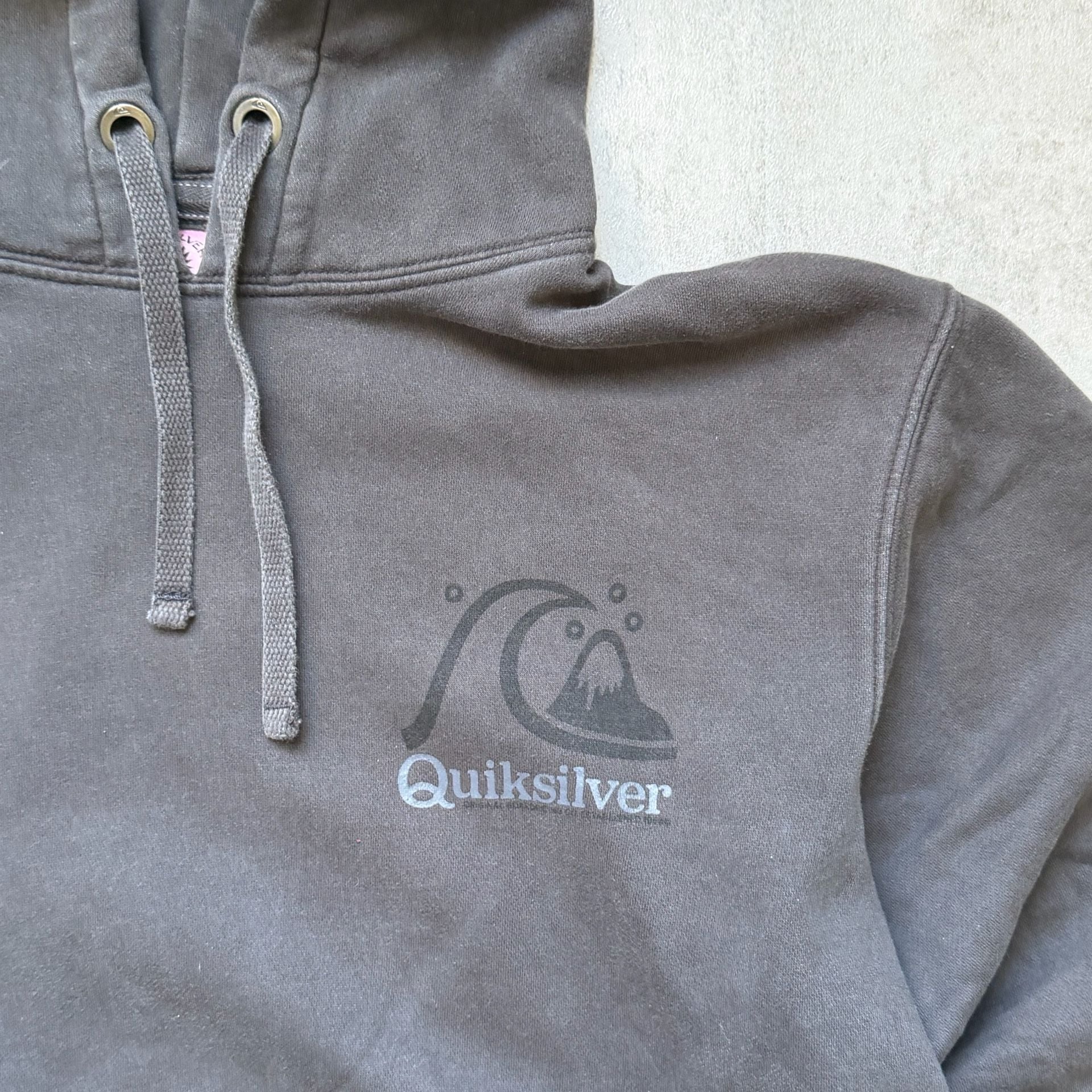 Quiksilver Hoodie Size M Black Graphic Pullover Sweatshirt 4