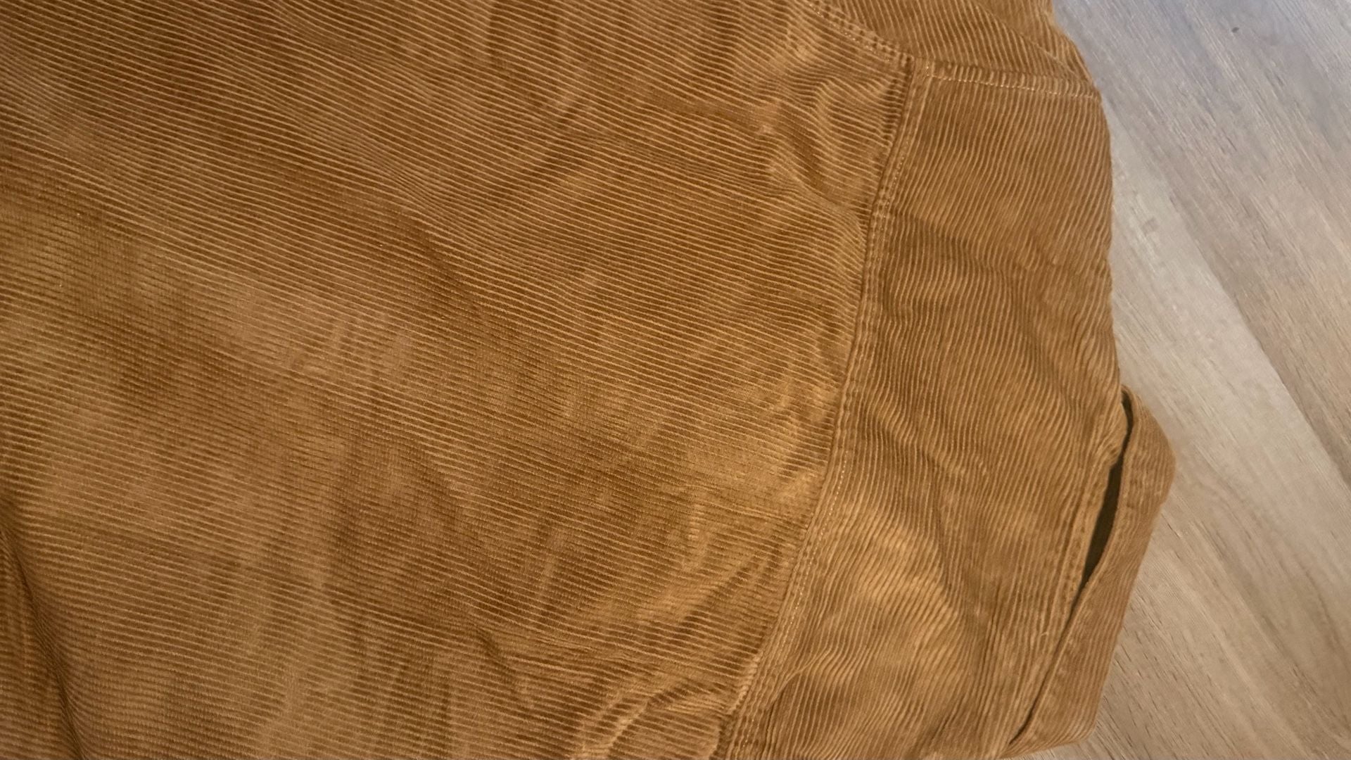 Gap Corduroy Button Down Shirt Size Medium Brown Long Sleeve Pocket 6