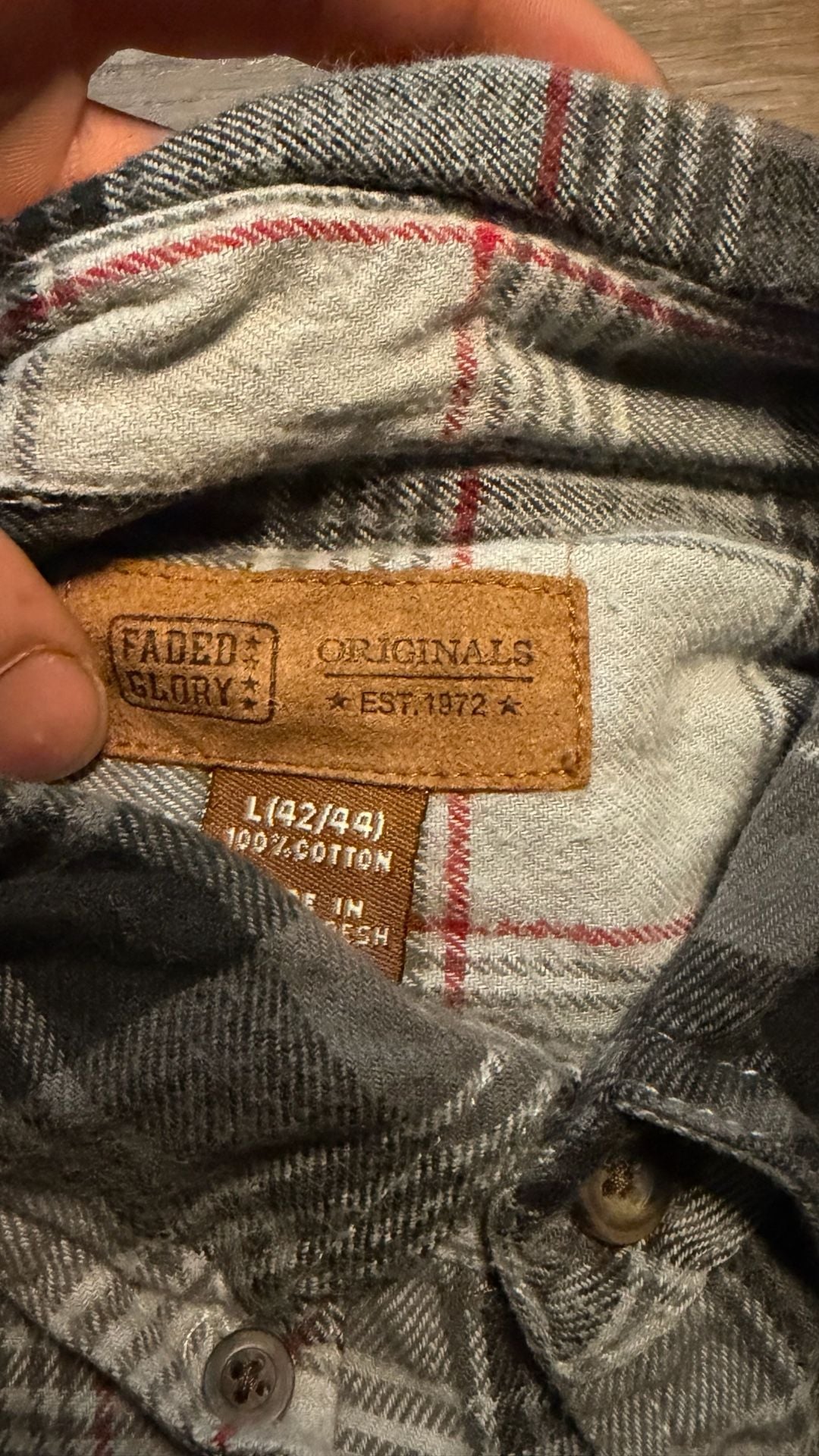 Faded Glory Plaid Flannel Shirt Size L 42/44 Gray Black Cotton Button Down 1