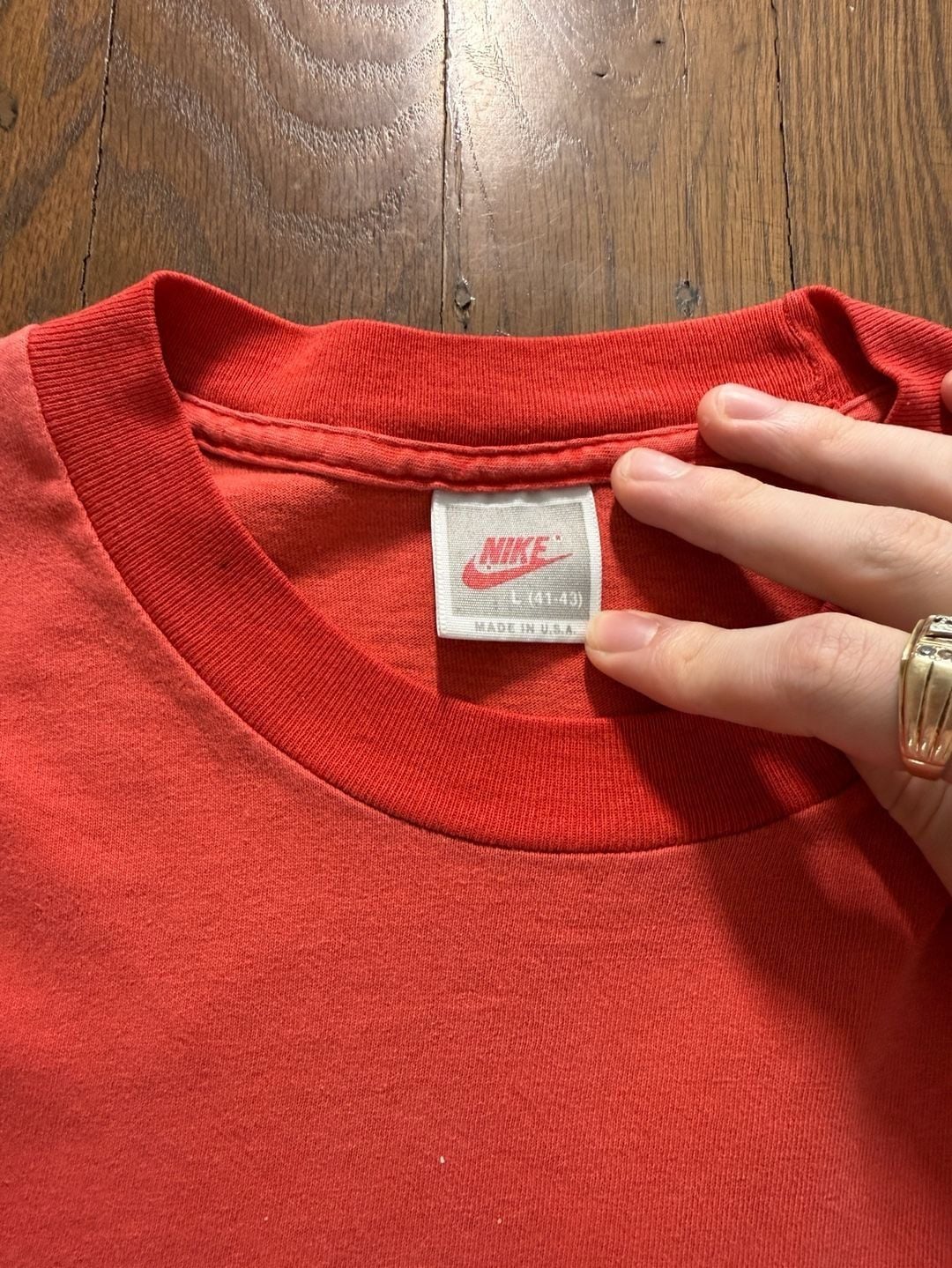 Vintage Nike Swoooooosh single stitch T-Shirt Size L Red Graphic Made In USA 4