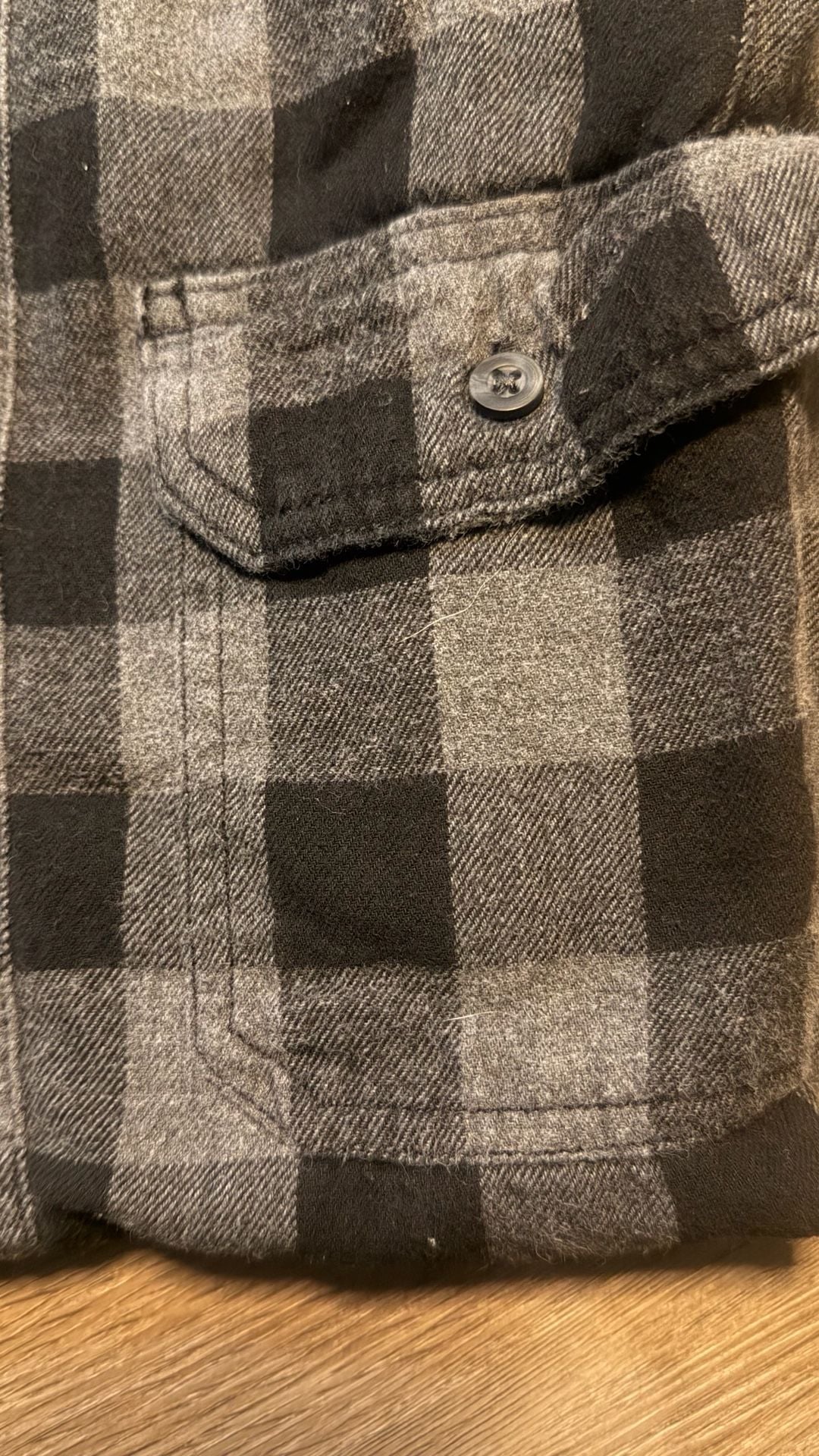 Faded Glory Buffalo Plaid Flannel Shirt Size S 34-36 Gray Black Long Sleeve 2