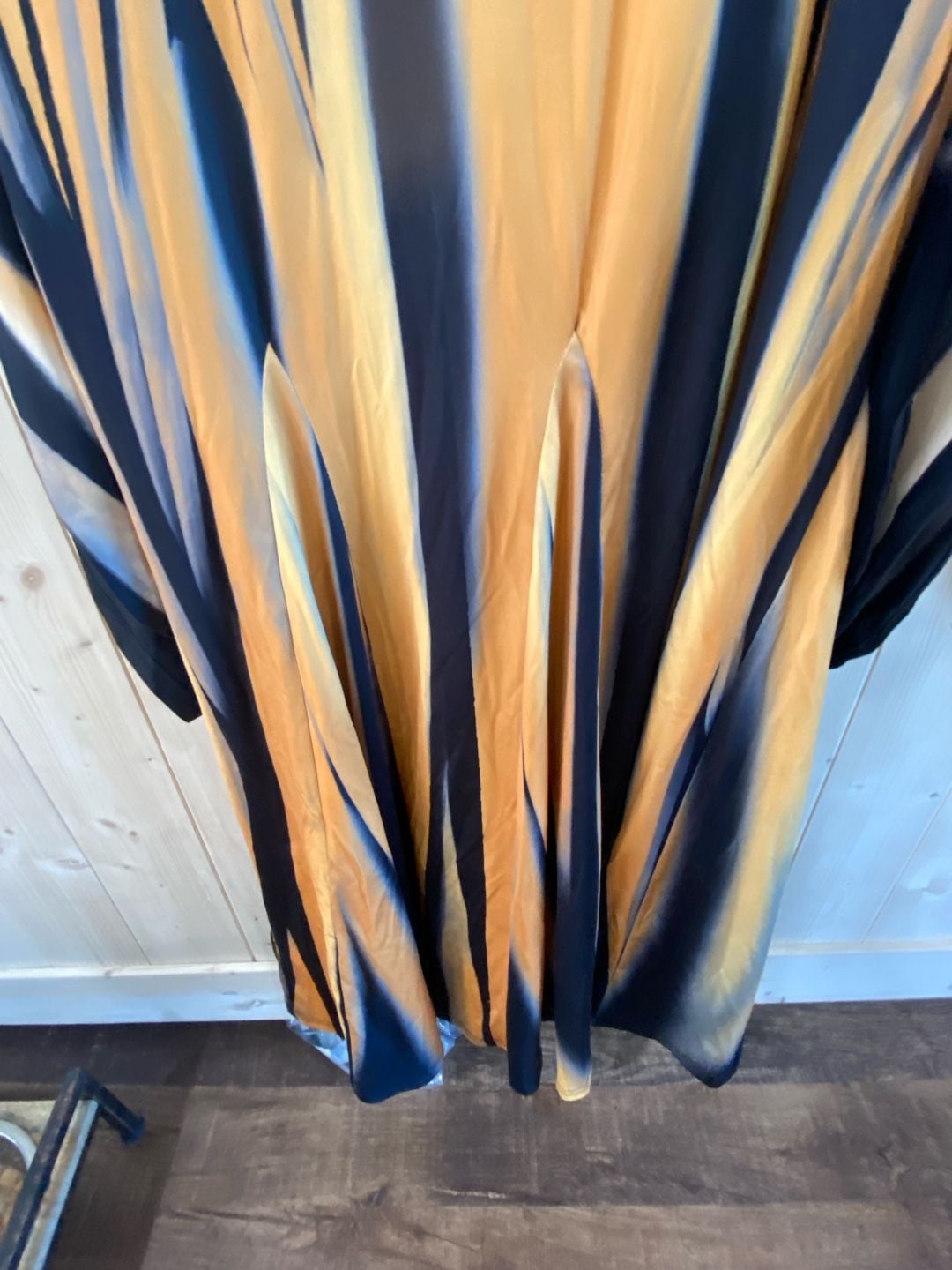 Tiger Stripe Print Maxi Caftan Dress Gold Black V-Neck One Size 8