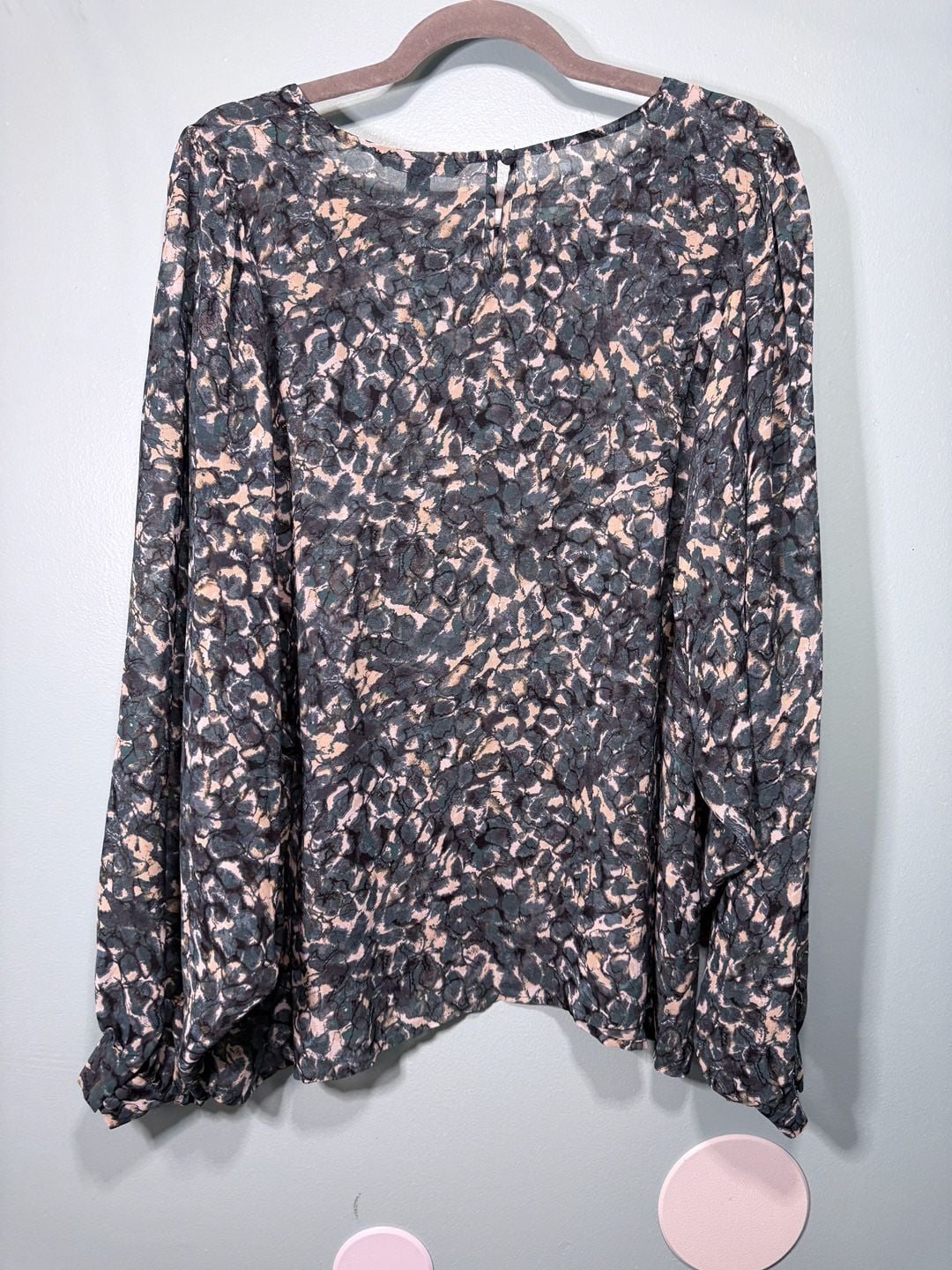 Zac & Rachel Blouse Size L Multicolor Animal Print Long Sleeve 5