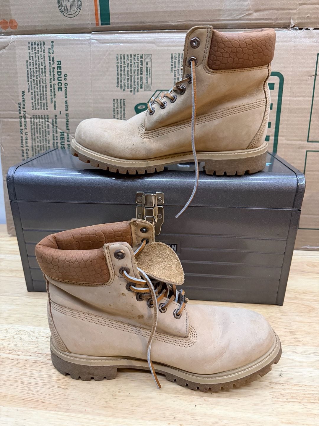 Timberland 6-Inch Premium Boots Size 10 M Wheat Leather 3