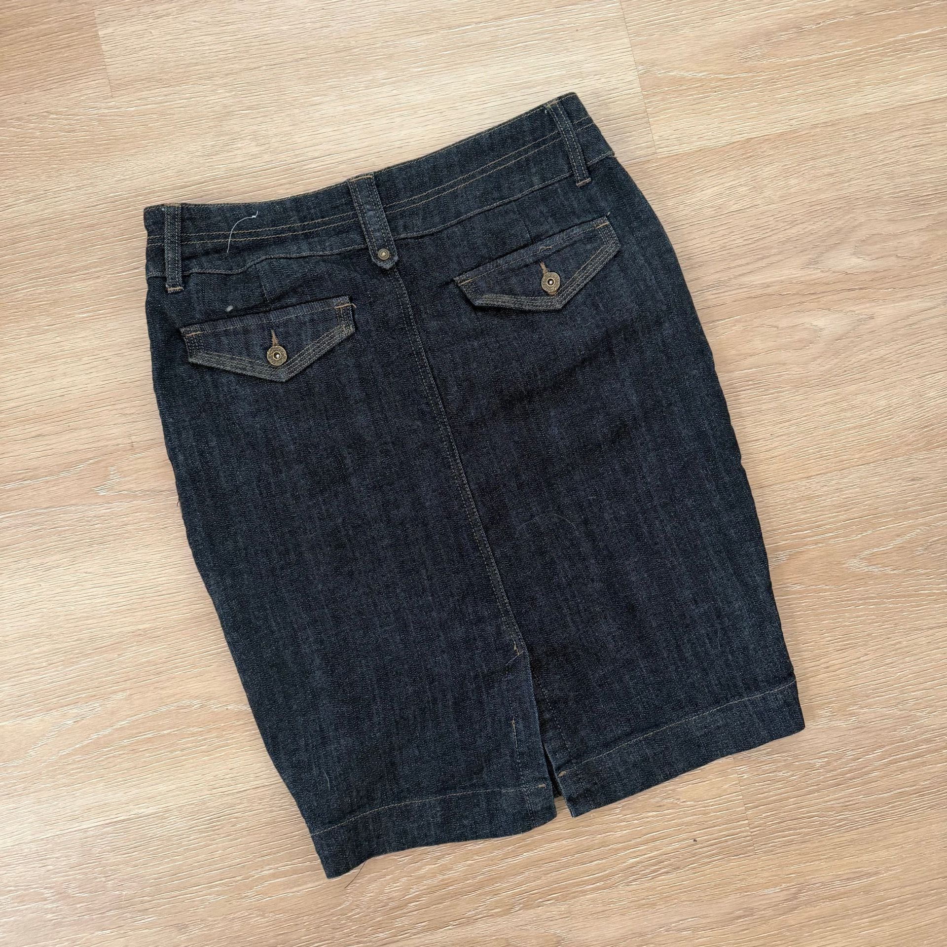 One 5 One Denim Skirt Size M Dark Wash Leopard Waistband 4