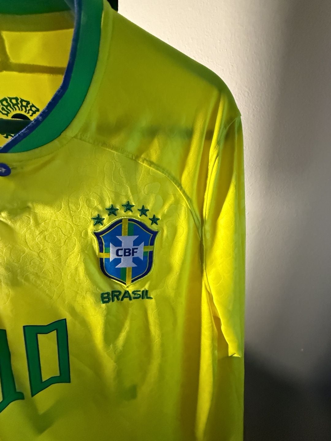 Nike Neymar Jr Brazil Home Long Sleeve Jersey Size 2XL Yellow 9