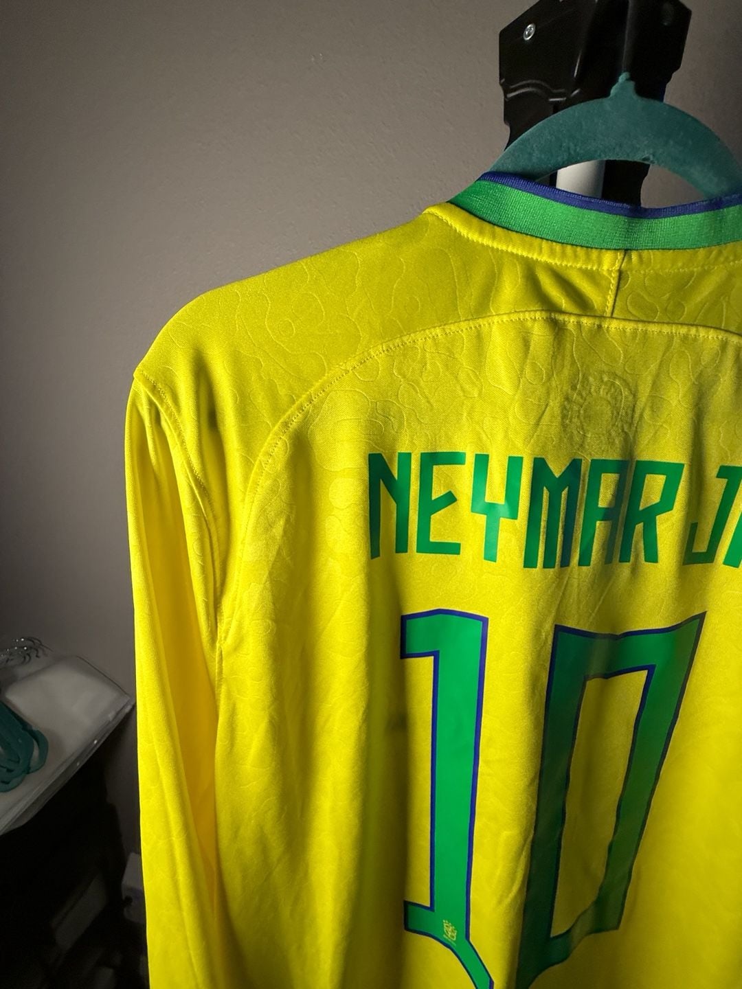 Nike Neymar Jr Brazil Home Long Sleeve Jersey Size 2XL Yellow 14