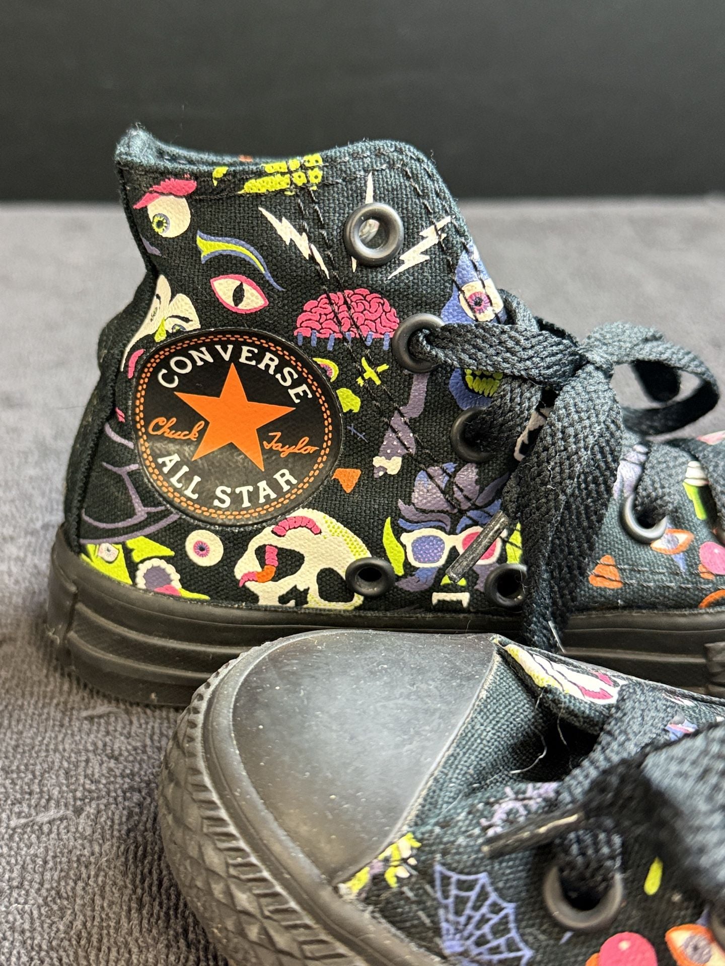 Converse Chuck Taylor All Star Size 10.5 Halloween Monsters Black 2