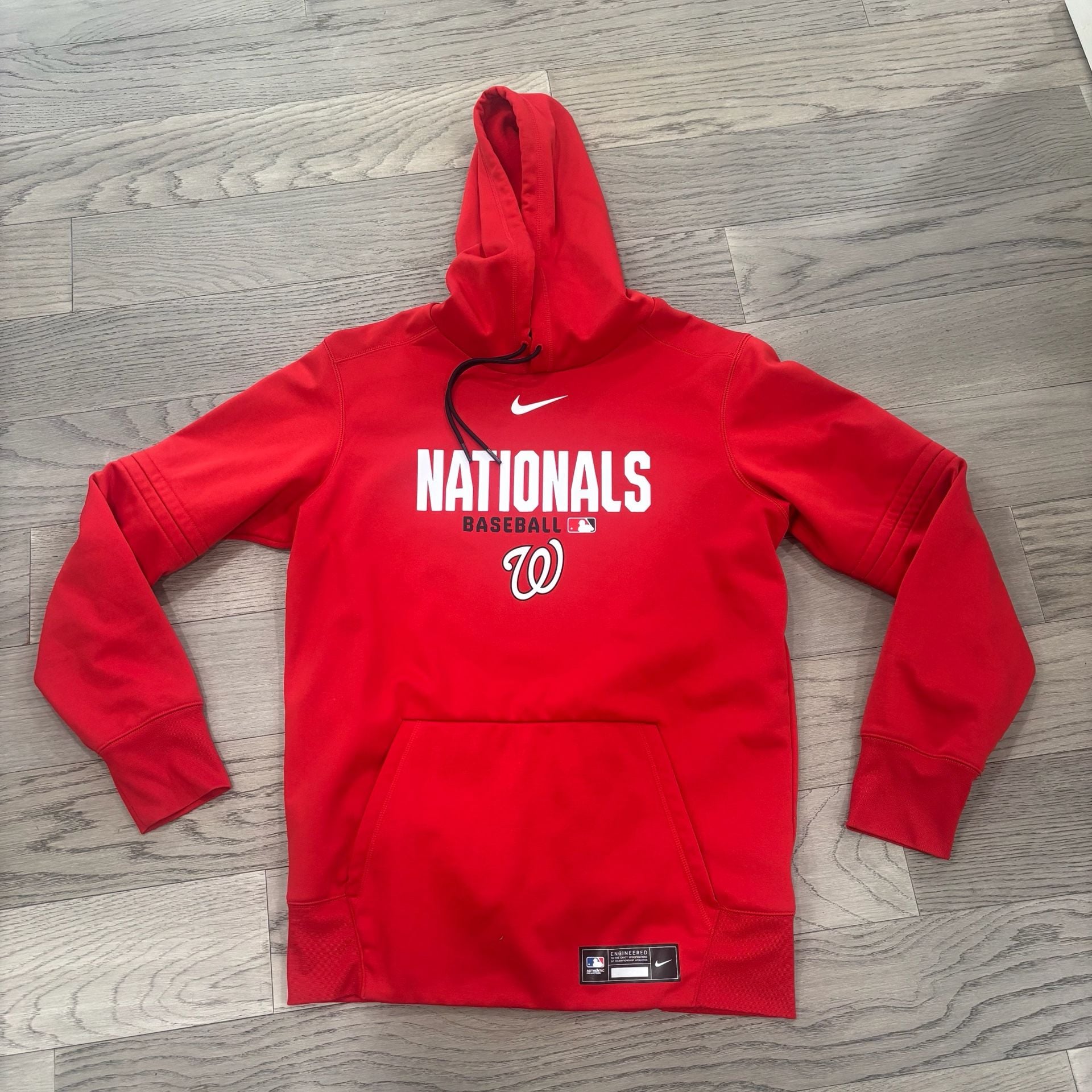 Nike team issued MLB Washington Nationals Therma-Fit Hoodie Size M Red 2
