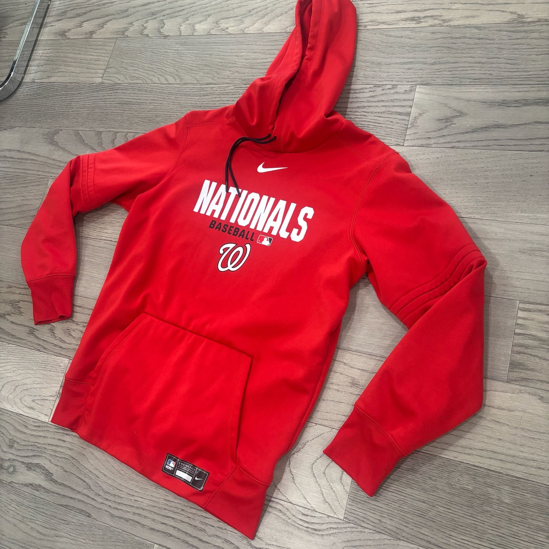Nike team issued MLB Washington Nationals Therma-Fit Hoodie Size M Red 3