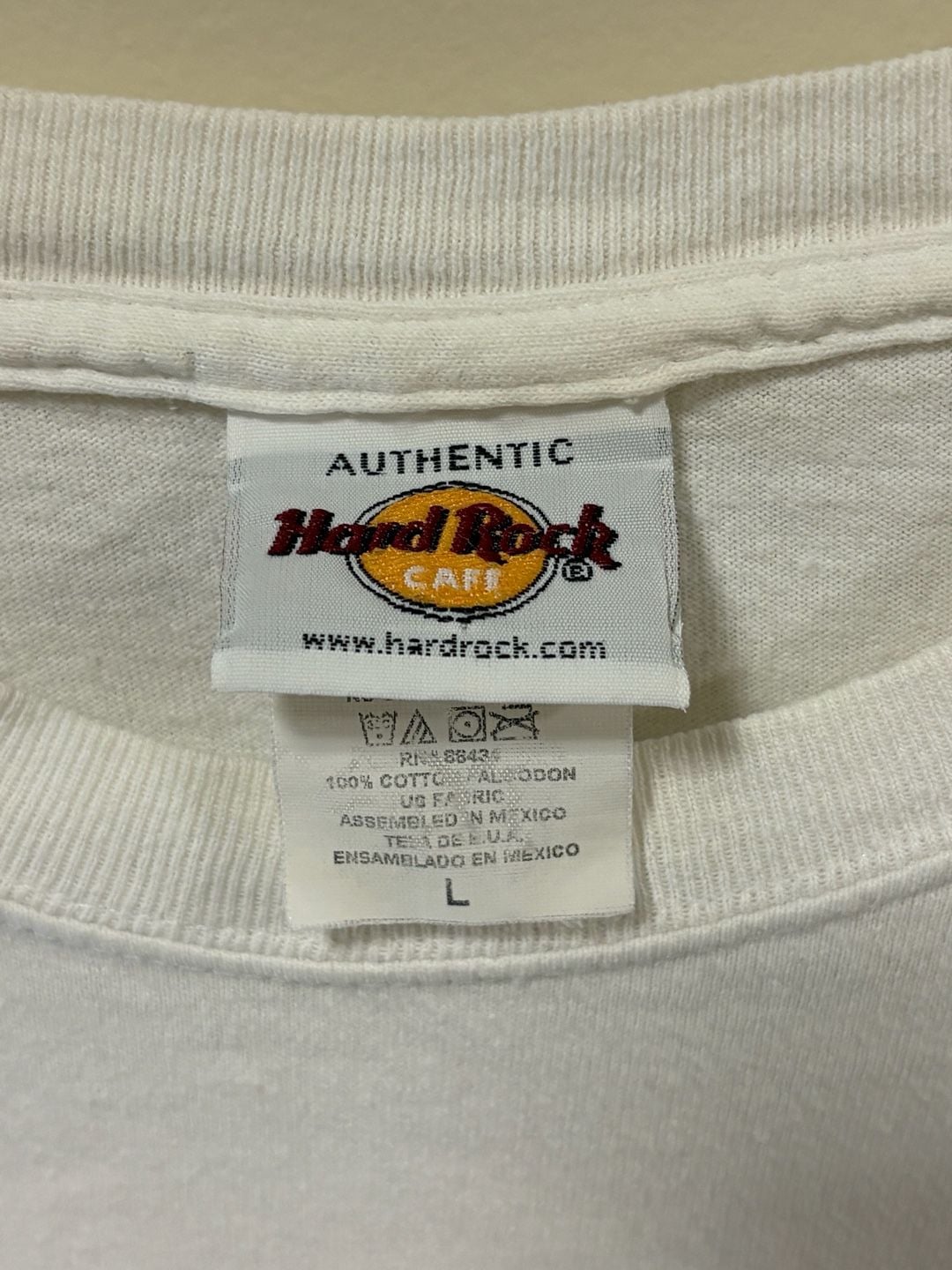 Y2K Hard Rock Cafe White Louisville Logo Graphic T Shirt
Men’s Size Large
Dm for measurements
Send offers
#hardrock #cafe #Louisville 4