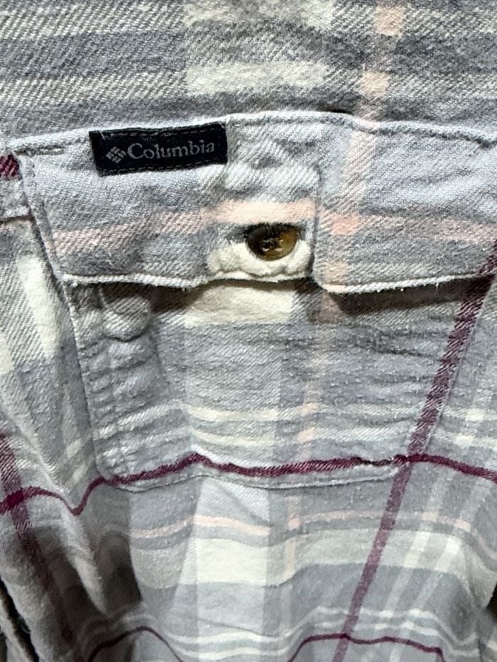 Columbia Sportswear Company Plaid Flannel Shirt Size L Gray Pink Long Sleeve 4