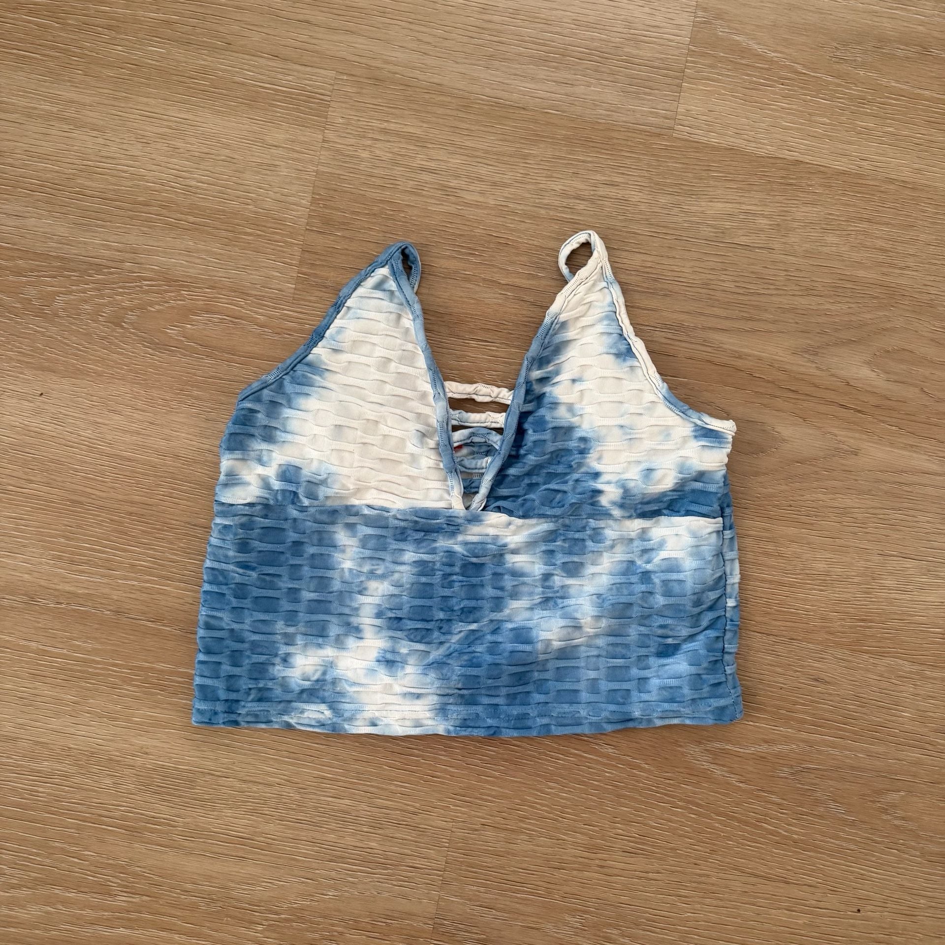 Tie Dye Textured Cropped Tank Top Blue White 2
