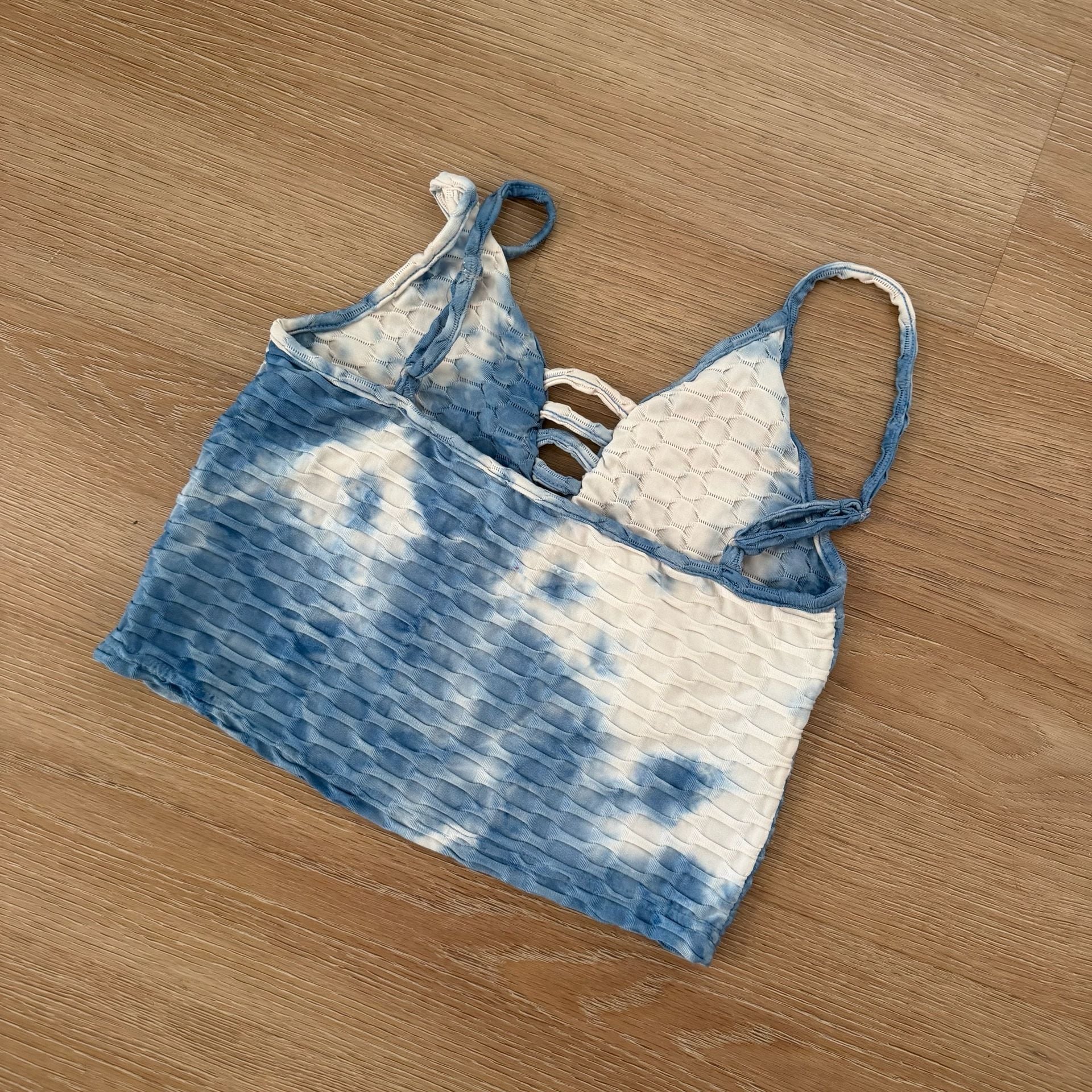 Tie Dye Textured Cropped Tank Top Blue White 3