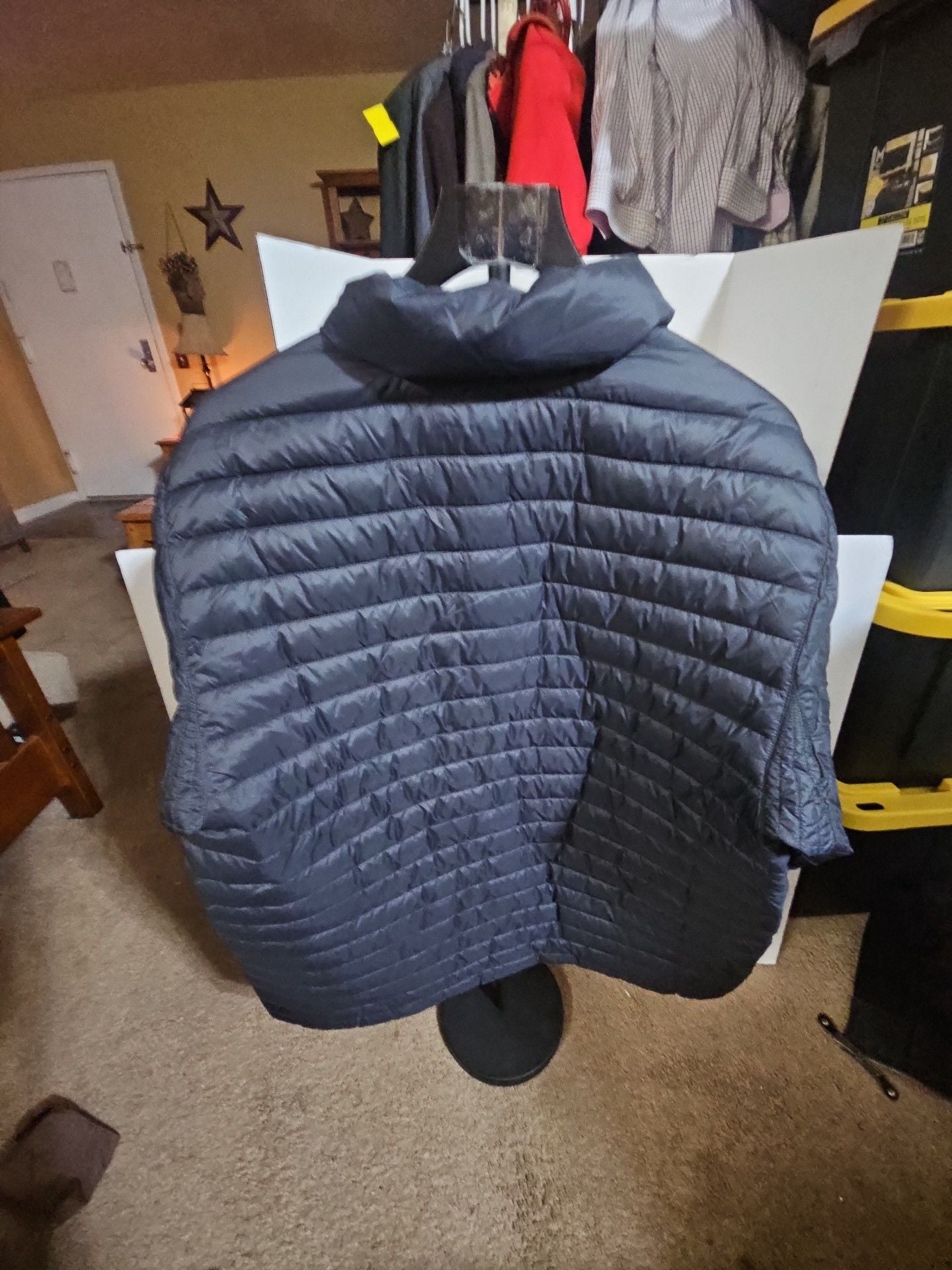 Duluth Trading Co. Puffer Jacket Size L Black Quilted Full Zip 3