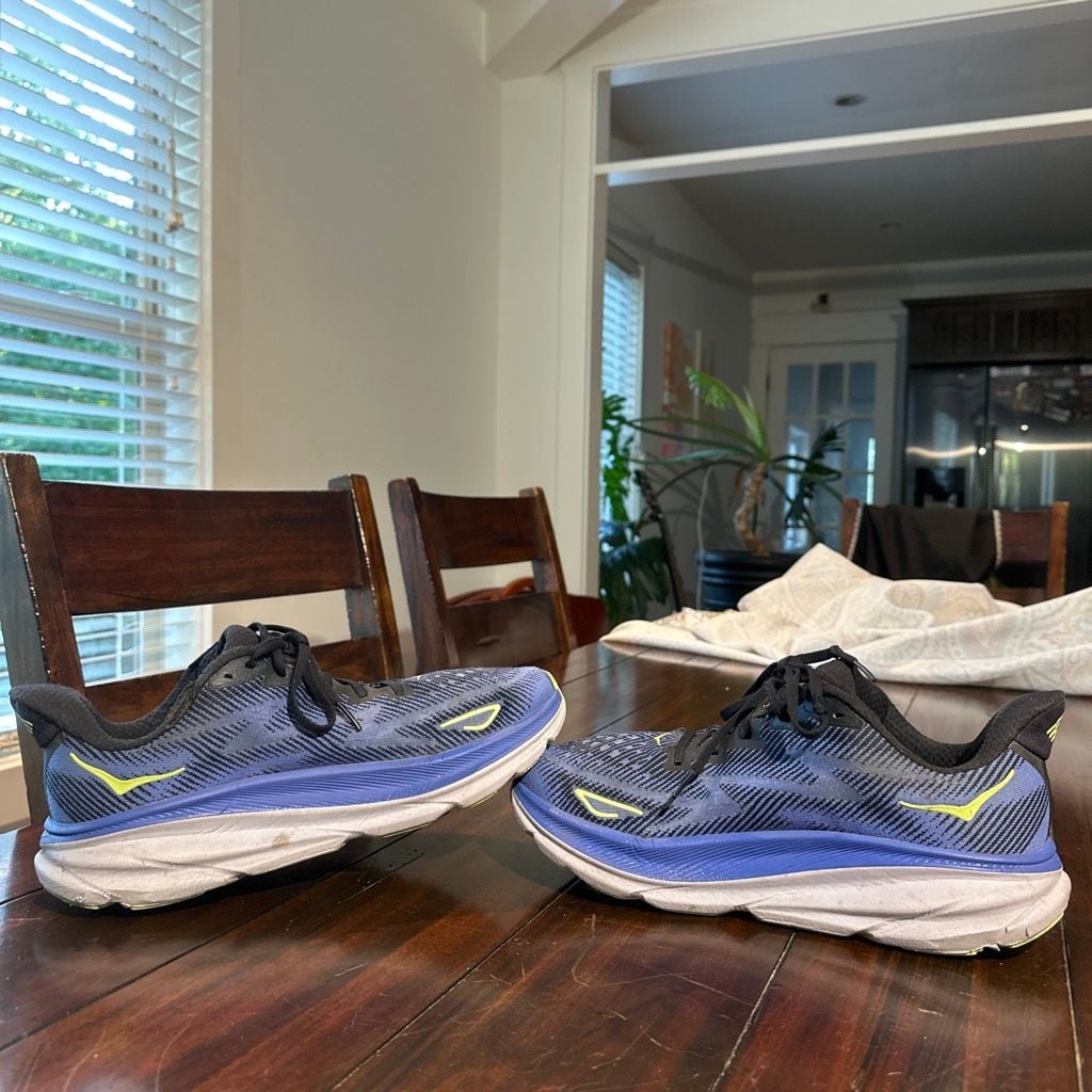Hoka One One Clifton 9 Blue Running Shoes Size 11 Womens 4