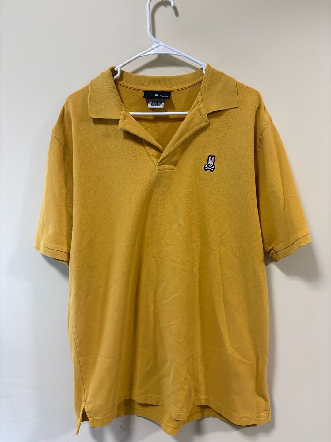 Psycho Bunny Y2K/2000s inspired Polo Shirt Yellow Short Sleeve Pima Cotton Logo
Size Men’s 8 (XXL)
Dm for measurements
Send offers
#PSYCHOBUNNY #POLO 2