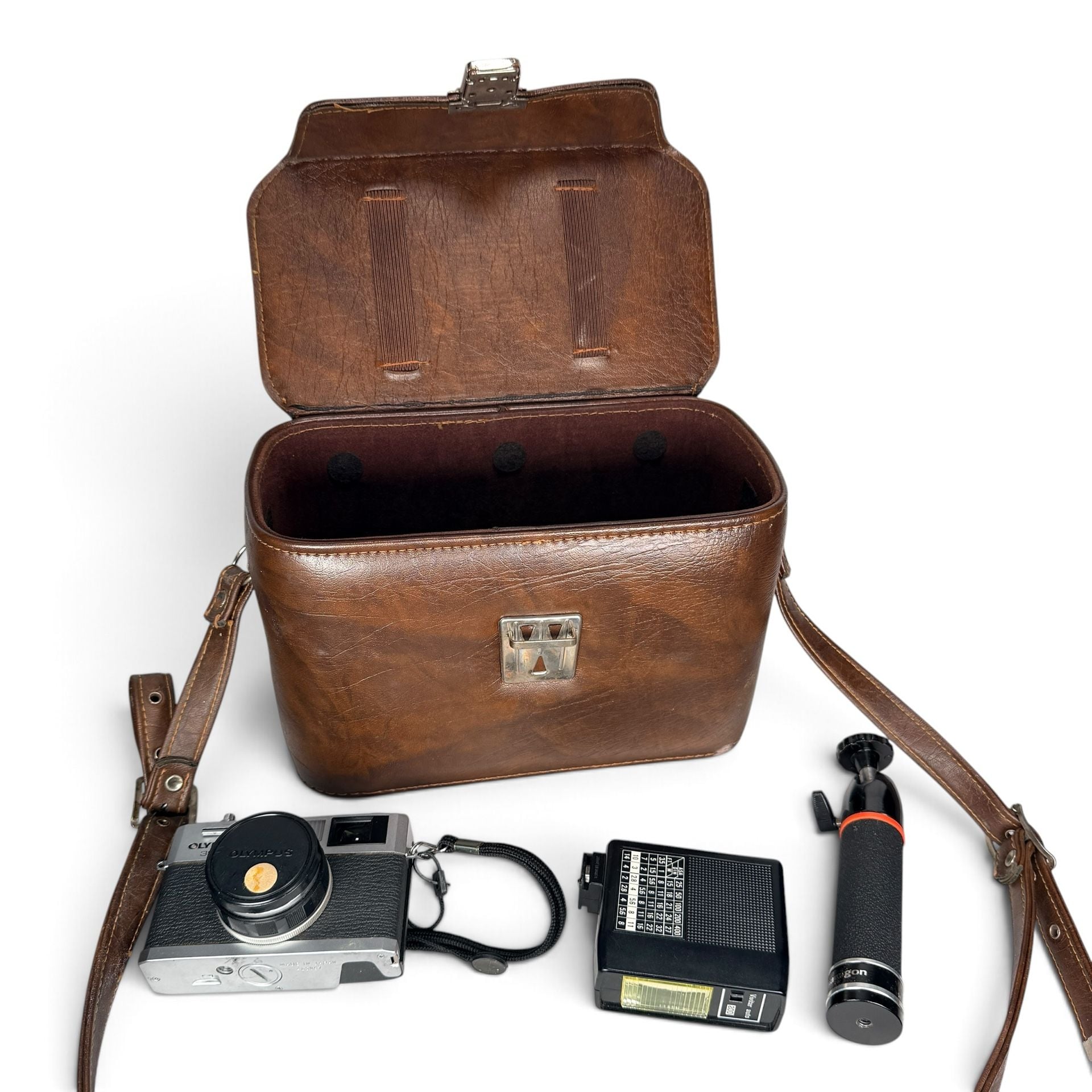 Olympus 35 RC 35mm Rangefinder Film Camera Kit w/ Vivitar Flash Samigon Grip 8