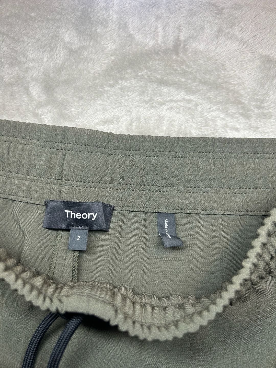 Theory Slit Pull On W Regent Crepe Pants Size 2 Olive Green 5