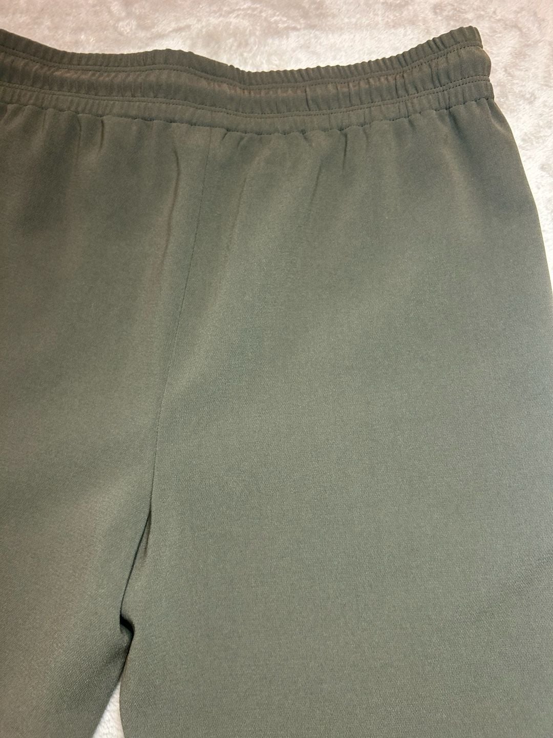 Theory Slit Pull On W Regent Crepe Pants Size 2 Olive Green 8