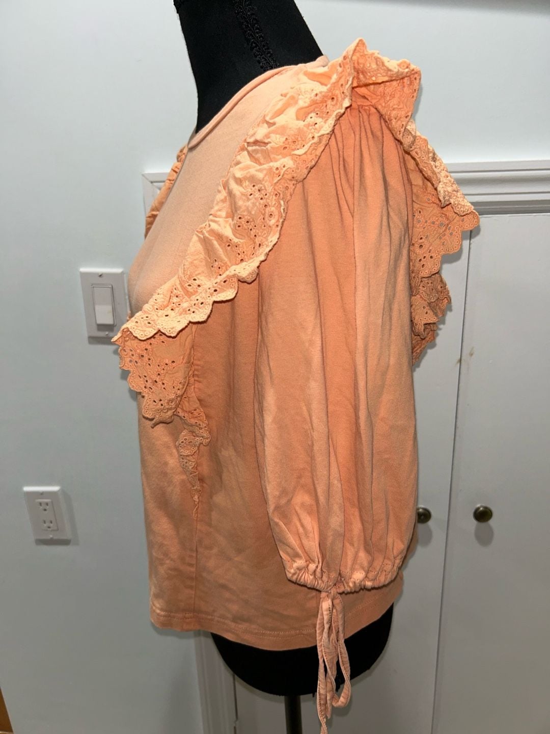 SHEIN Eyelet Ruffle Top Size S Peach Long Sleeve 5