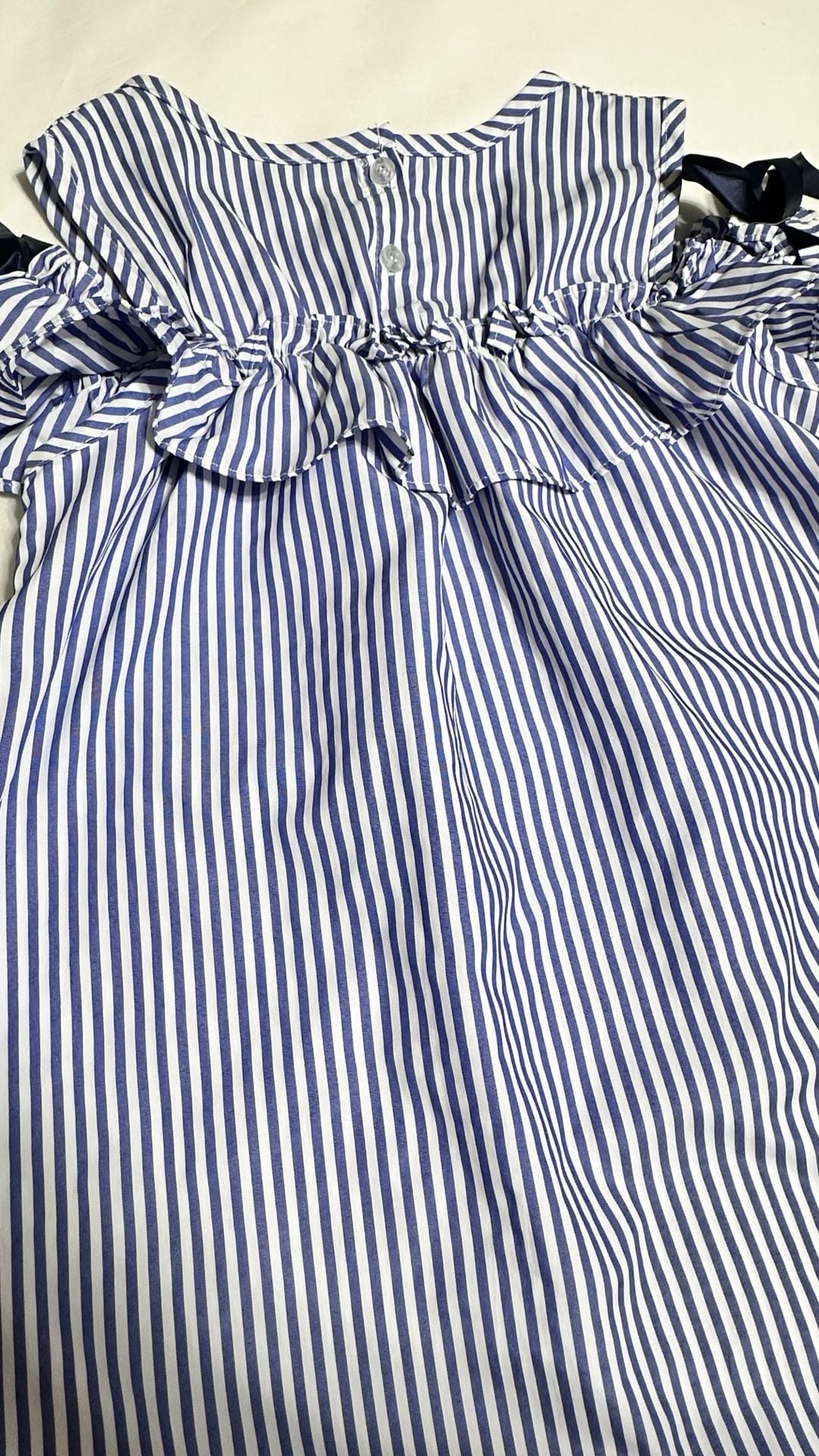 Unbranded Striped Cold Shoulder Dress Size 120 Blue White Bows 3