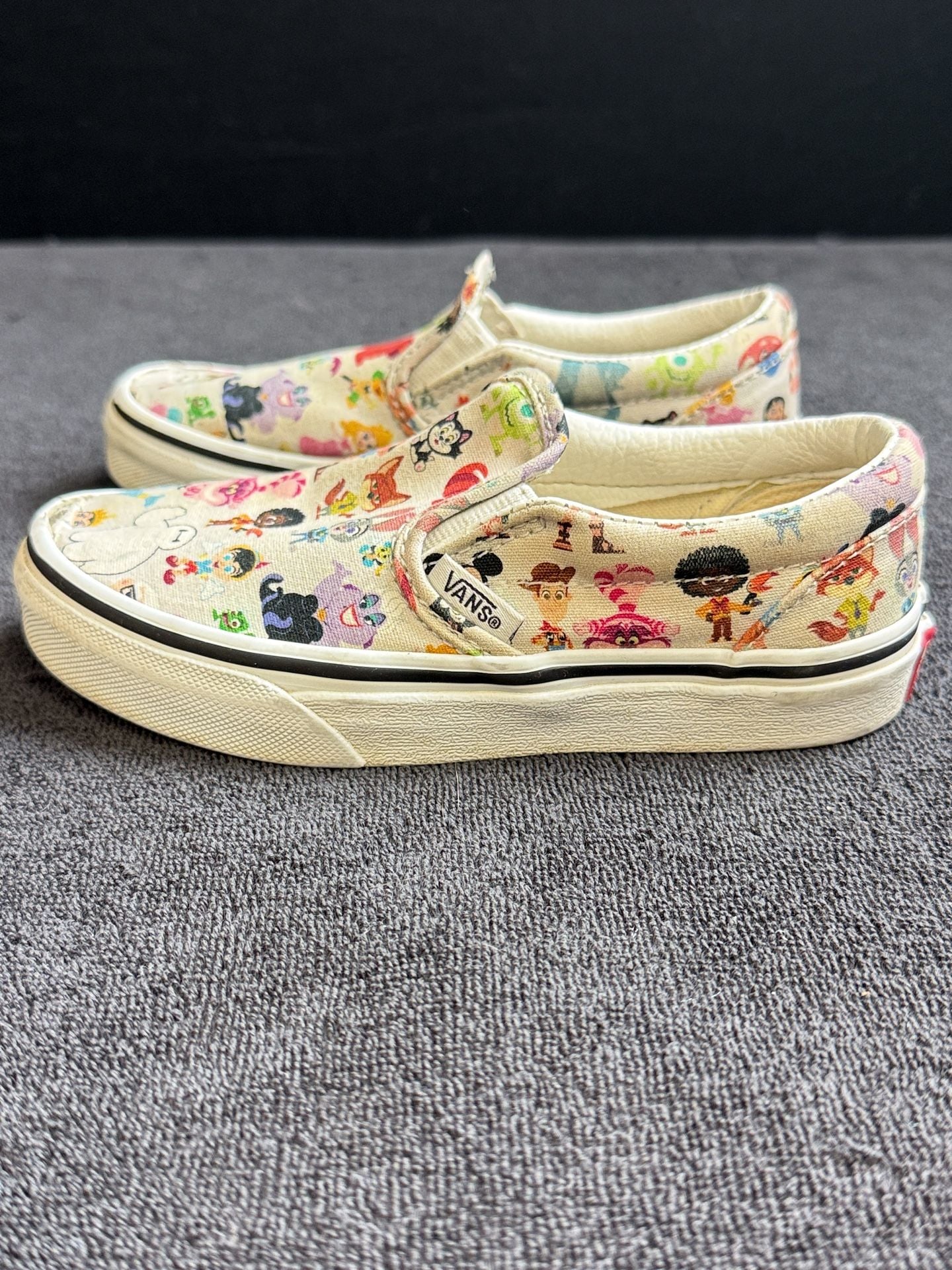Vans Disney Classic Slip-On Size 12.5 Kids Multi-Character 1