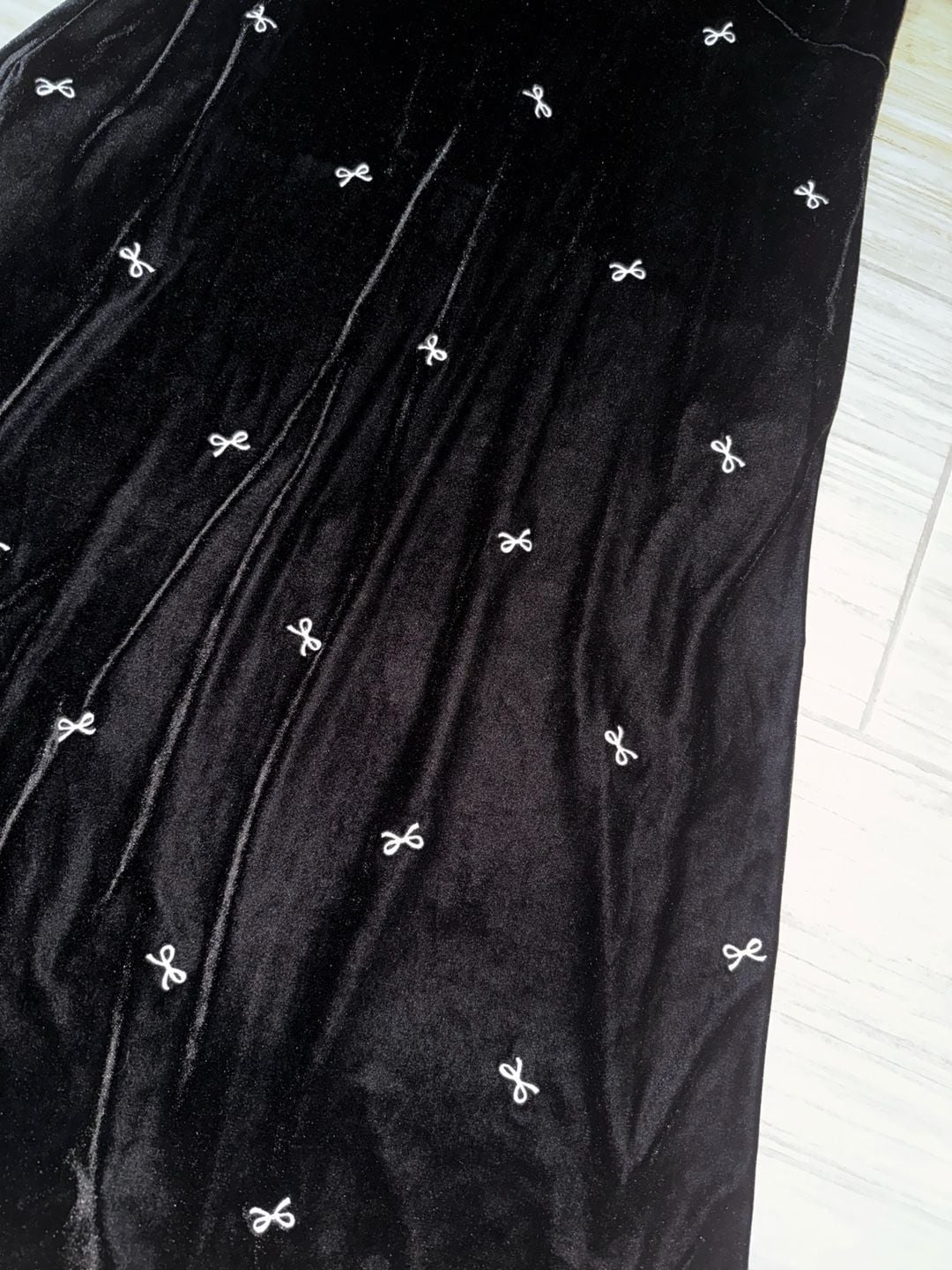 NWT Velvet puff-sleeve midi dress bow size 18 5
