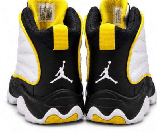 Jordan Jumpman Pro GS Size 6Y White Black Yellow Sneakers 3