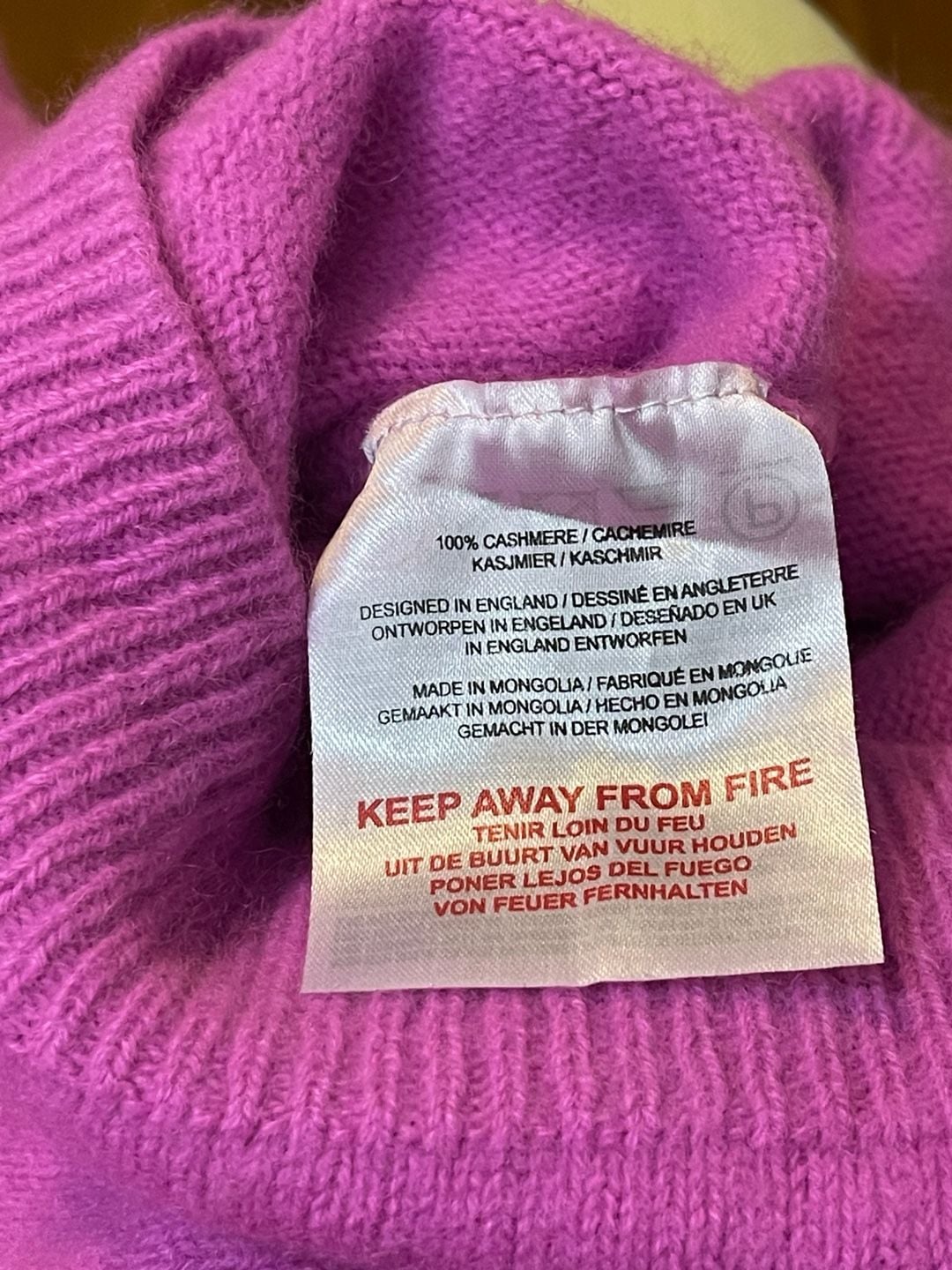 Jumper 1234 100% Cashmere Crewneck Sweater Hot Pink Magenta Womens 2 US Small 6
