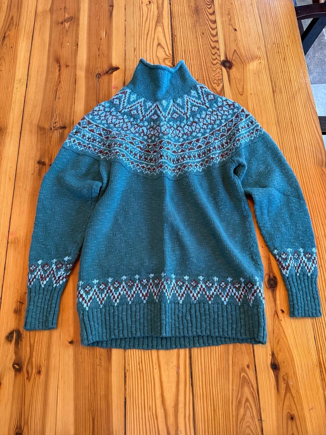 L.L. Bean Fair Isle Turtleneck Sweater Size S Blue Wool Blend 2