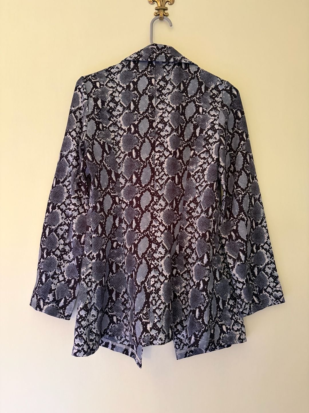 SHEIN Snake Print Double Breasted Blazer 6