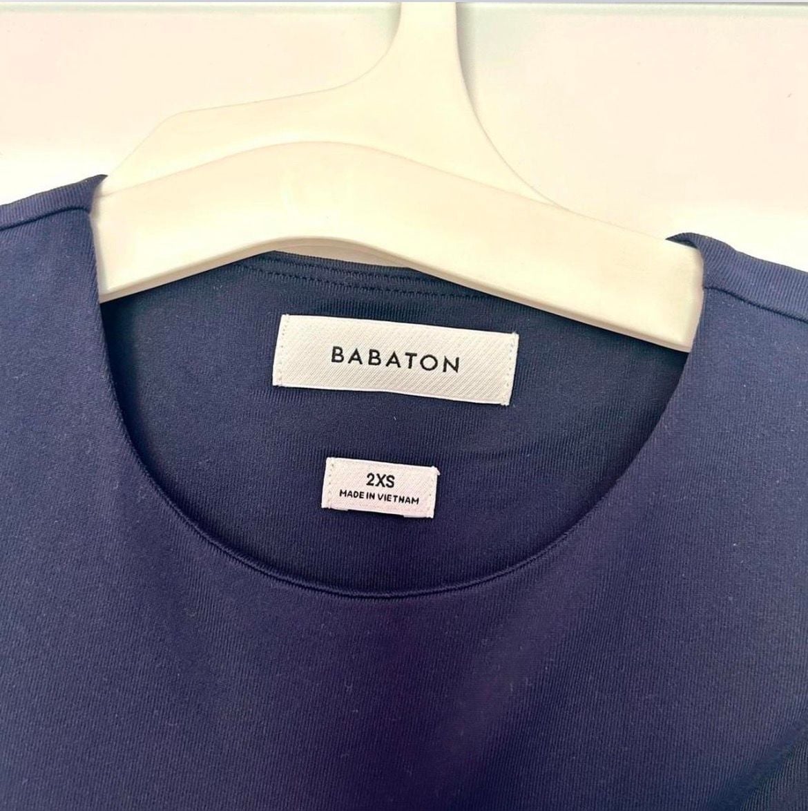 Aritzia Babaton Crop Top Navy Blue 3
