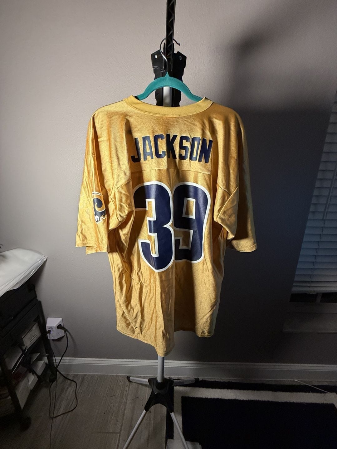 NFL Players Steven Jackson 39 Rams Jersey Size L Gold 11