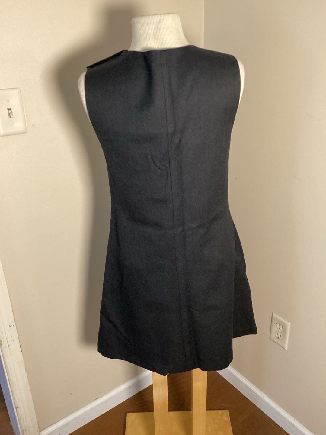 Laura Ashley Wool Pinafore Dress Size 8 Black Sleeveless V-Neck 7