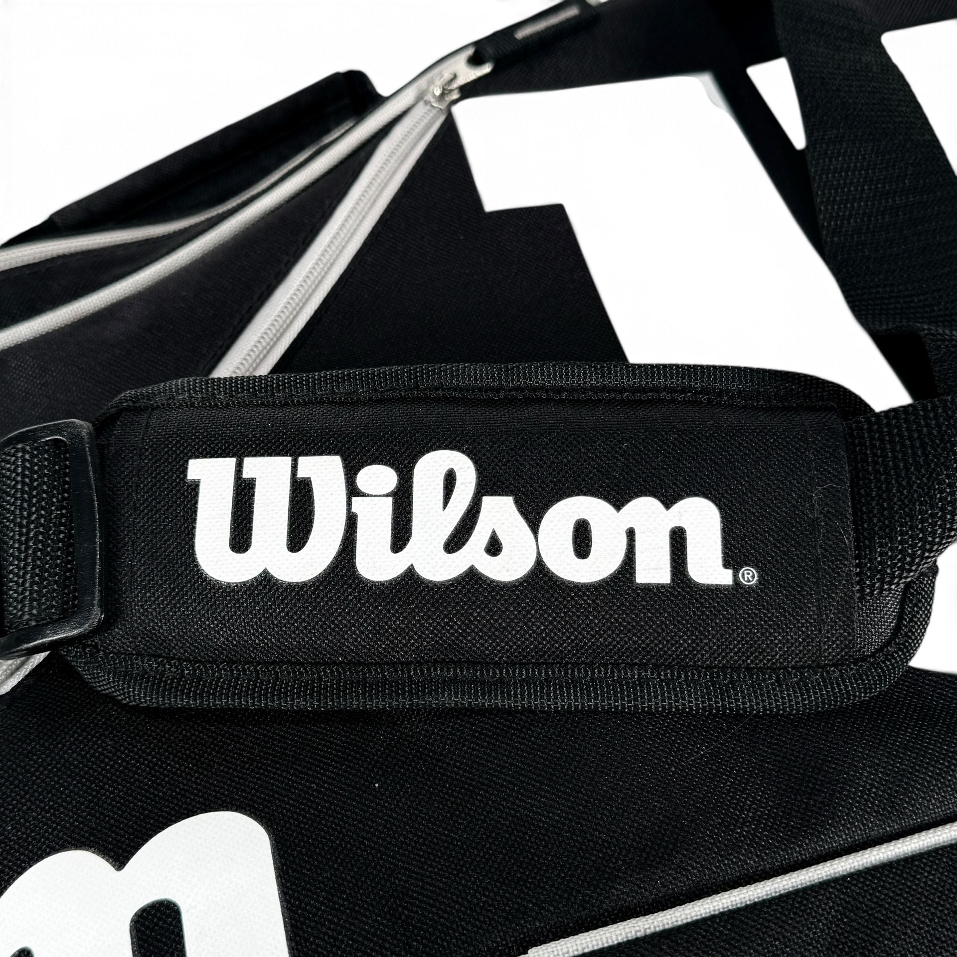 Wilson Advantage Tennis Racquet Bags Set of 2 Red and Black Shoulder Strap 10