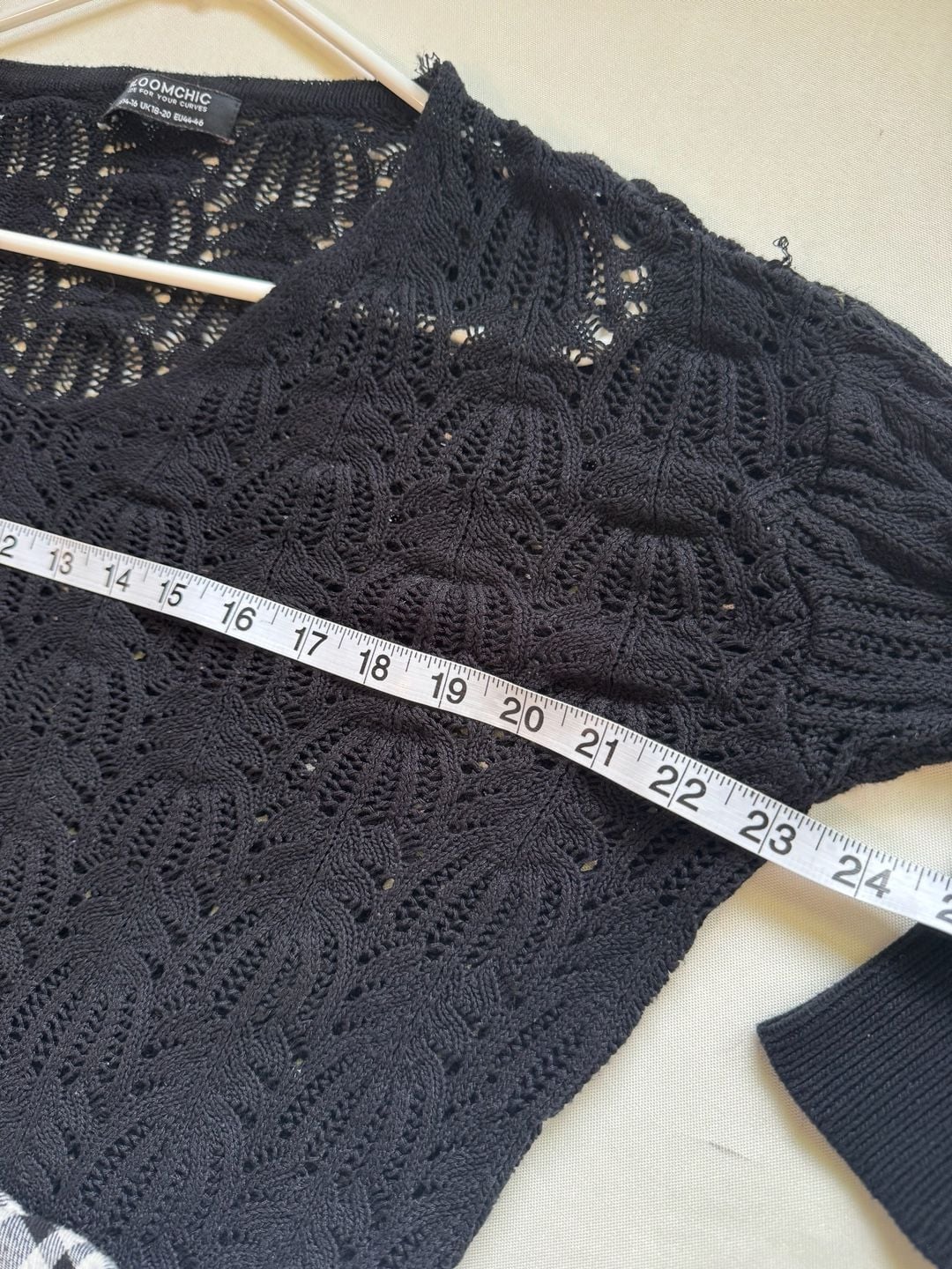 Black Open Knit Crochet Sweater V Neck Boho Coastal Layering Top Size 14-16 5