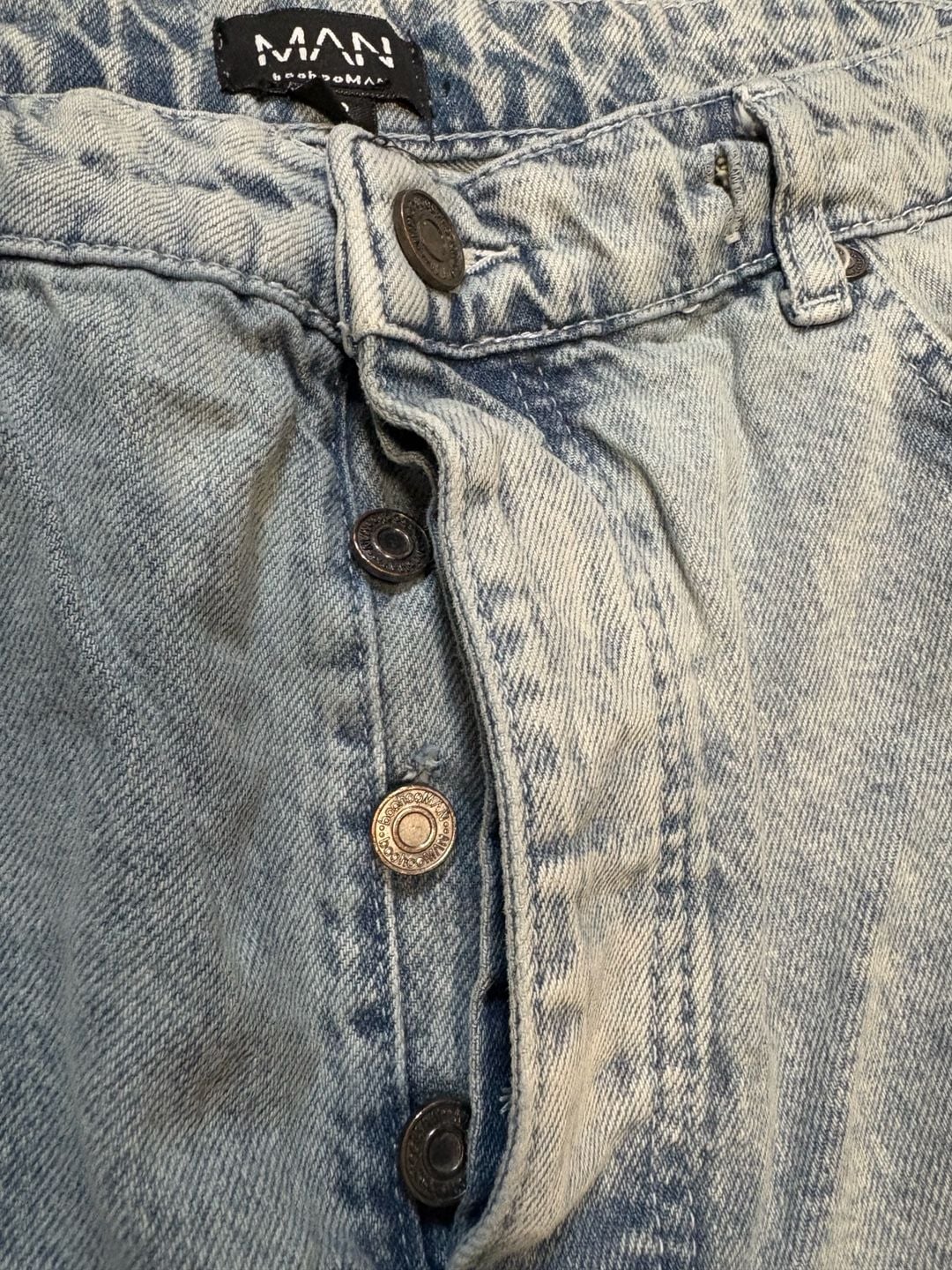 Boohoo Man Denim patterned Button Fly Patchwork Racing Motor Speedway Jeans
Straight leg SIZE Mens 38x32
Dm for measurements
Send offers
#racing #motorcycle #Denim 5