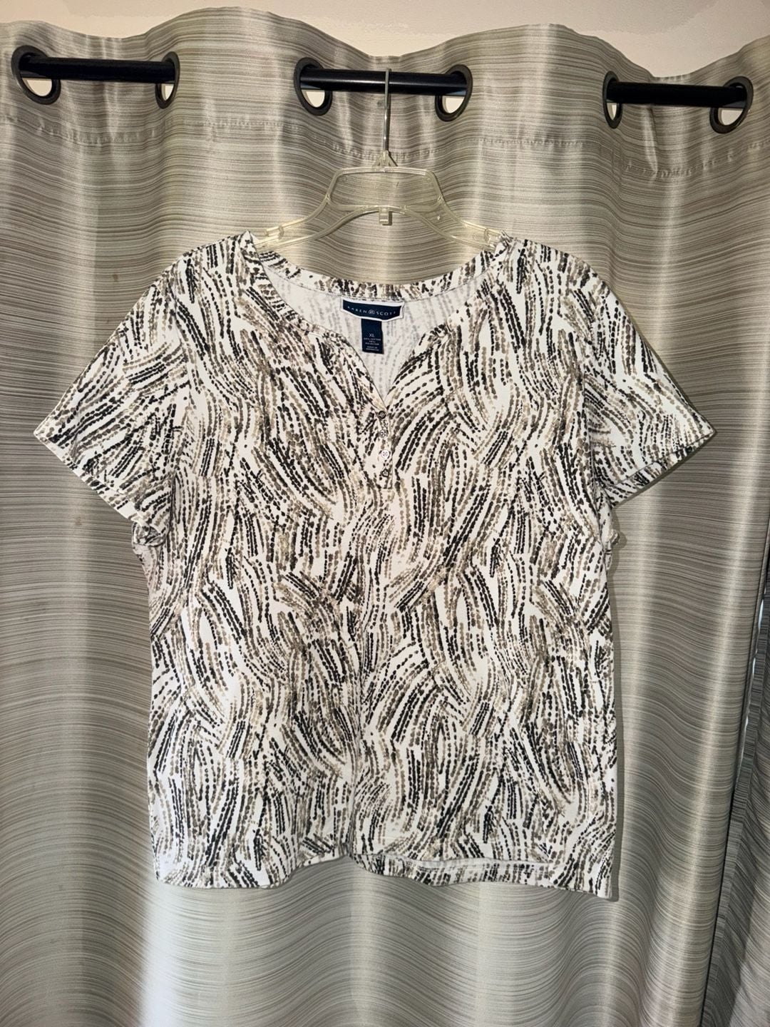Karen Scott Printed Short Sleeve Henley Top Size XL 2