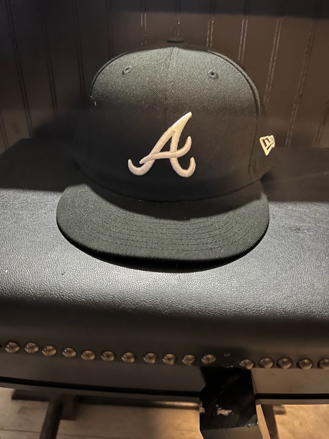 New Era Atlanta Braves 59FIFTY Fitted Hat Size 7 1/2 Black 2